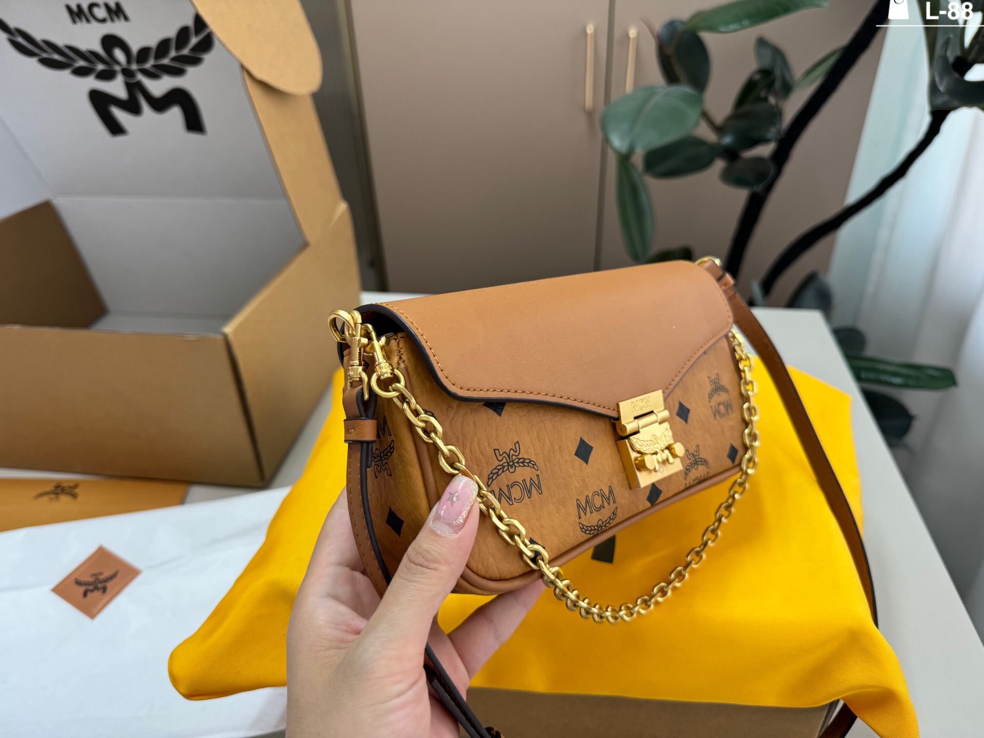 bolso mcm — photo 2
