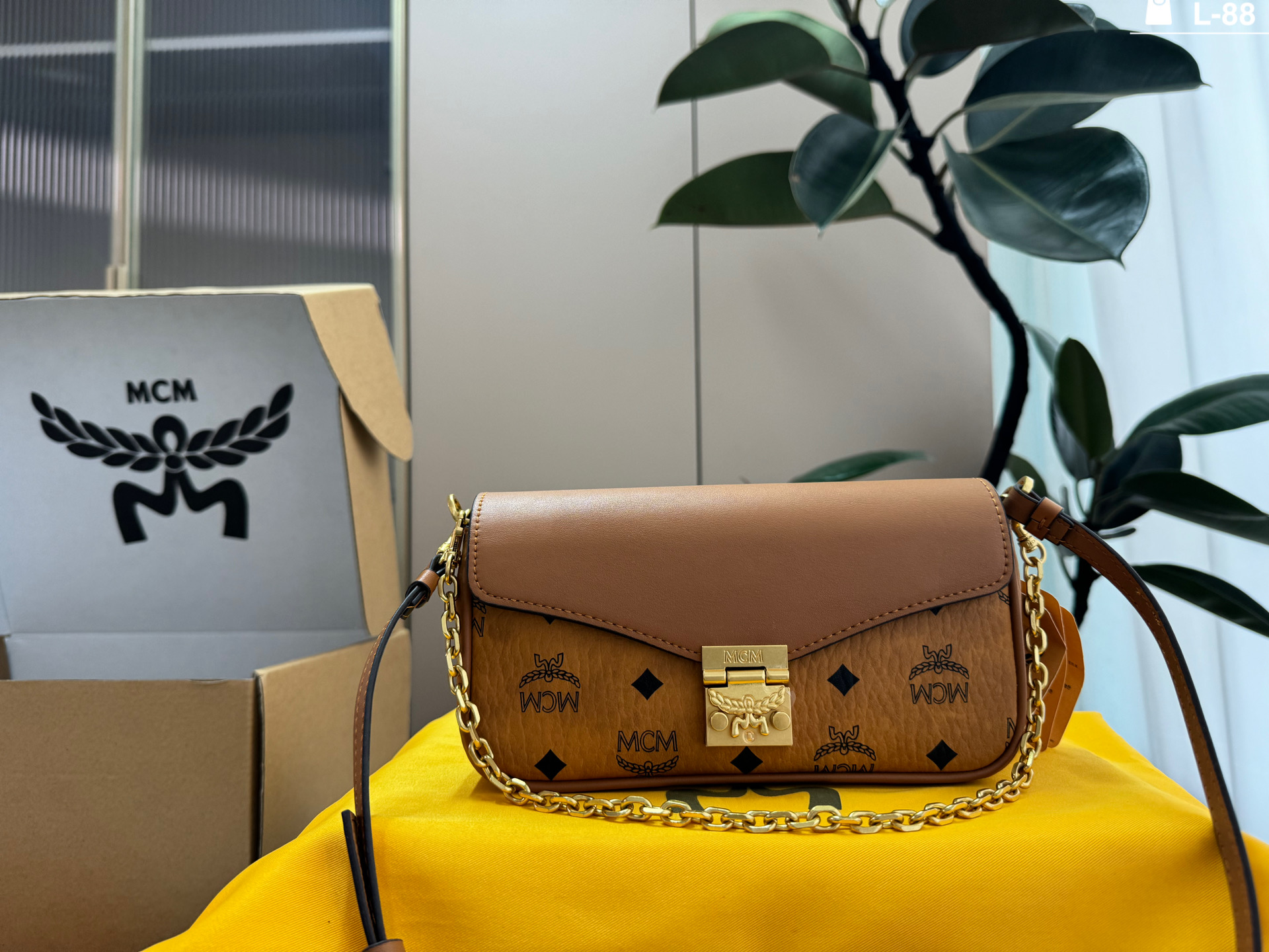 bolso mcm — photo 7