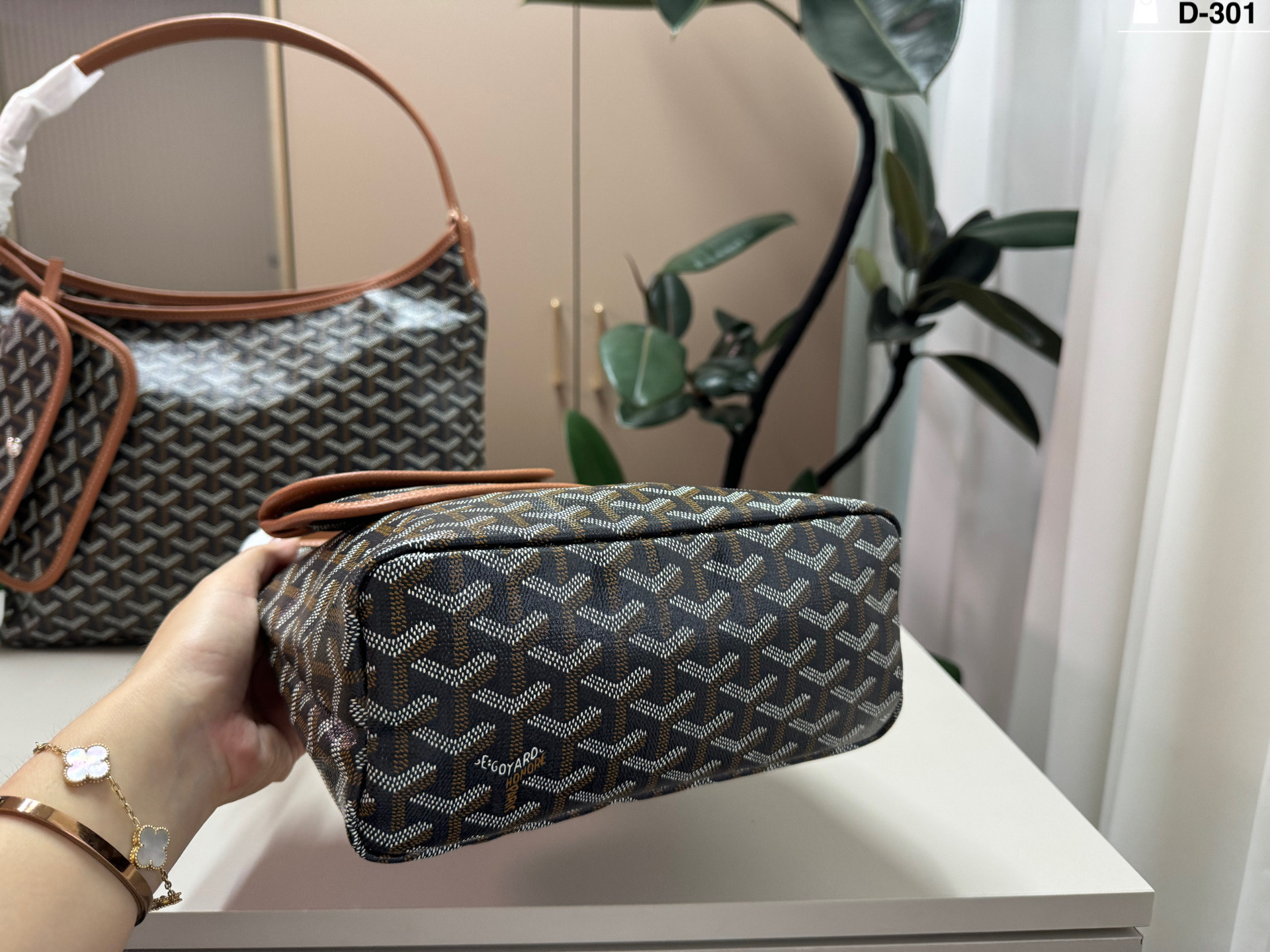 Goyard small everyday