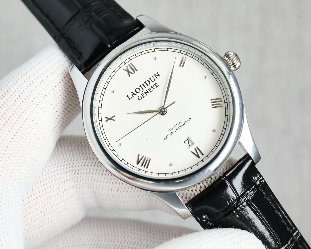 NO:389151,The latest popular products of the unified price (no concessions) are the main products of the Laogaton [LAOJIDUN] men's watch XT4 adopts a unique dial design. The more luxurious Laogaton is matched with. When you first meet Laogaton, you will be looking forward to one day to have it. If you wear Laogaton, you will be smooth sailing and will be developed. You deserve it. Welcome to comment!  !  The movement is matched with the new imported Citizen (zero rework) Size 40 Mirror sapphire glass never scratched Material 316L stainless steel case Power reserve 48 hours Waterproof depth 100 meters Italian calf belt, original pin buckle!  The best luxury recommendation for gifts, please be sure of exclusive quality, cowhide19860909统一价 (无让利 )最新爆款主推 劳茄顿【LAOJIDUN】男士腕表 XT4 采用独特的表盘设计 搭配而来的是更高档奢华的劳茄顿, 初识劳茄顿必憧憬有朝一日能拥有它,戴上劳茄顿必顺风顺水必发达,你值得拥有,欢迎评鉴！！ 机芯搭配全新进口西铁城（零返修） 尺寸40 镜面蓝宝石玻璃永不刮花 材质316L精钢表壳 动力储存48小时 防水深度100米 意大利小牛皮带,原装针扣！送礼最佳奢华推荐请认准独家品质,,cowhide,Watch