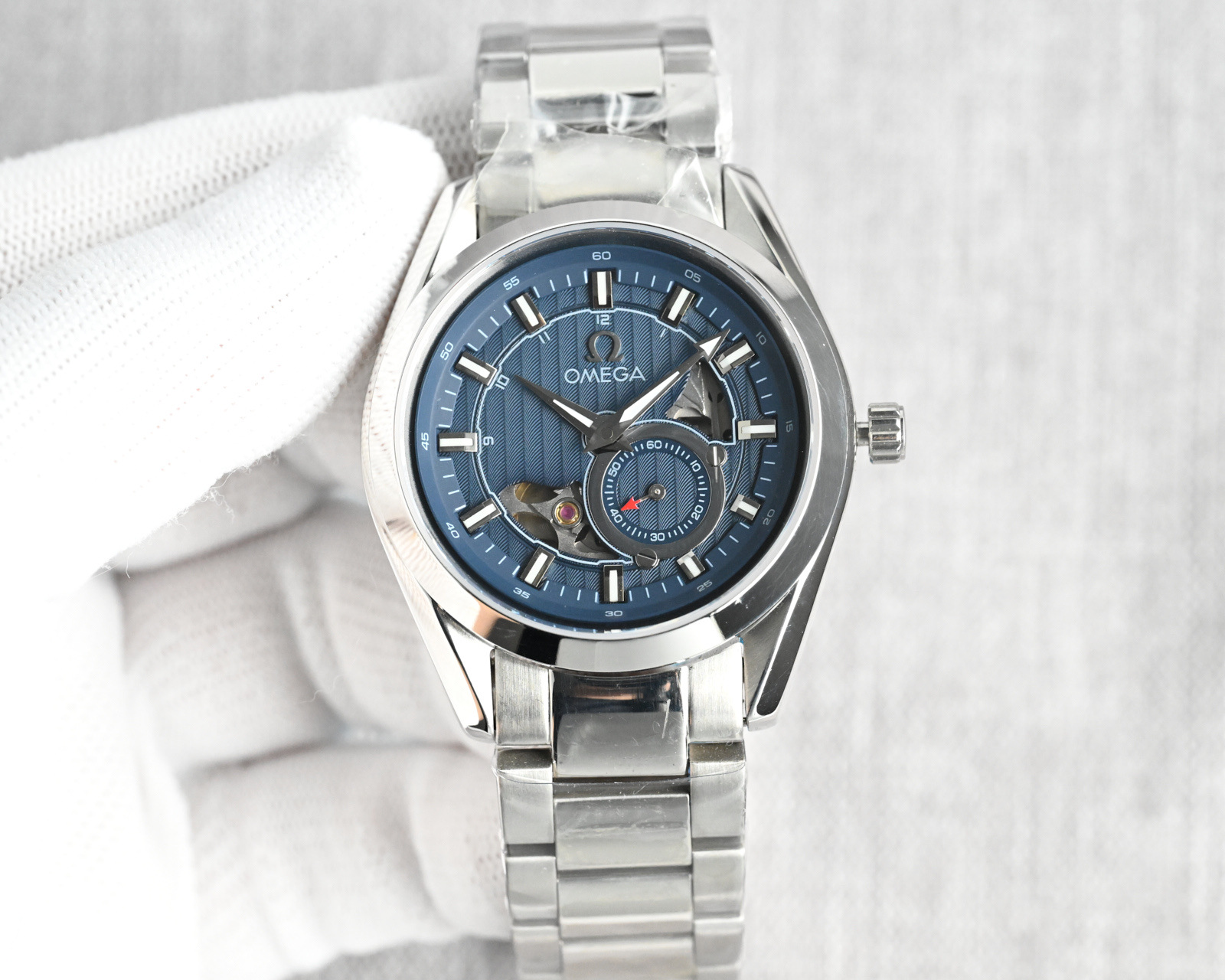 NO:387888,Unified price [Exquisite quality - perfect return] OMEGA (OMEGA) Seamaster series XT2 boutique men's watch, with an elegant and leisurely appearance like a yacht. The top case is made of 316 stainless steel, equipped with Japanese imported Citizen 82s5 machinery, zero repair, imported from imported 316 steel strap. After multiple processes, anti-sweat and corrosion resistance. Dial-sapphire high-definition mirror. The overall shell body is super three-dimensional. Fine craftsmanship, outstanding skills. Quality assurance. Size 40mm thick. 12mm. Prestige and elegant, gentlemanly style, a symbol of identity. Show your unique taste. The best luxury recommendation. Please identify the exclusive quality., omega19860909统一价【精湛品质-完美归来】欧米茄 (OMEGA) 海马系列XT2 精品男士腕表,外观有如游艇的高雅、悠闲气息,顶端表壳以316精钢打造,搭载日本进口西铁城82s5机械 零返修 来自进口316钢表带 历经多道工序,防汗水,耐腐蚀 表盘-蓝宝石高清镜面 壳身整体超强立体感 精雕细琢,卓绝技艺 品质保证 尺寸40mm厚12mm 尊贵典雅,绅士风范,身份的象征,展现你的独特品味送礼最佳奢华推荐请认准独家品质,,omega,Watch