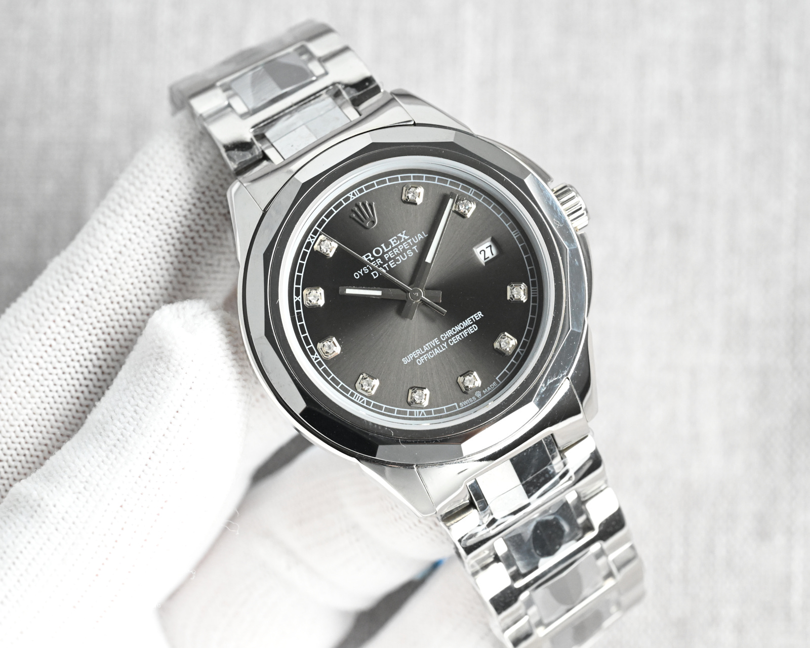 统一价 650
男装腕表劳力士-ROLEX 🏅️XT2
商务休闲男士机械腕表 
进口日本原装西铁城8205
钨钢间316L精钢壳套
超级蓝宝石玻璃镜面
直径42mm 
尊贵奢华 休闲男士
生活节奏 尽在掌握
🎁送礼最佳奢华推荐💥请认准独家品质📷