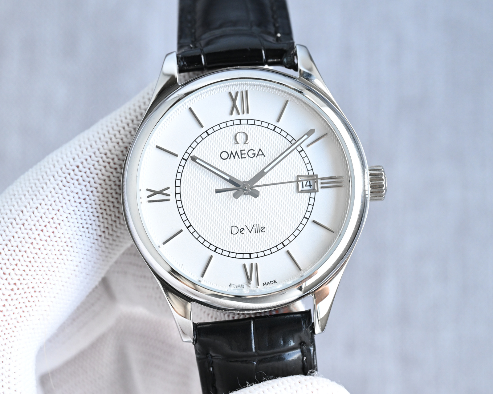 NO:389430,Belt Steel belt Brand: Omega (new three-pin product, business and casual) RL2 Luxury and atmospheric type exquisite men's watch (new product) strap real cowhide strap (comfortable)/361 stainless steel strap (durable) movement: imported Citizen movement) material sapphire scratch-resistant mirror (high definition, wear-resistant) atmospheric hot style wrist treasure unique size diameter 42mm thickness 12mm hot sale gift best luxury recommendation please be sure of exclusive quality, omega, cowhide19860909皮带 钢带 品牌:欧米茄 (三针新品,商务休闲）RL2 奢华大气类型精致男士腕表（新品）表带真牛皮表带(舒适)/361精钢表带（耐用）机芯:进口西铁城机芯）材料蓝宝石防刮镜面（高清,耐磨）大气爆款 豪情风格 腕间瑰宝 匠心独蕴 尺寸直径42mm厚度12mm热卖上市送礼最佳奢华推荐请认准独家品质,,omega,cowhide,Watch