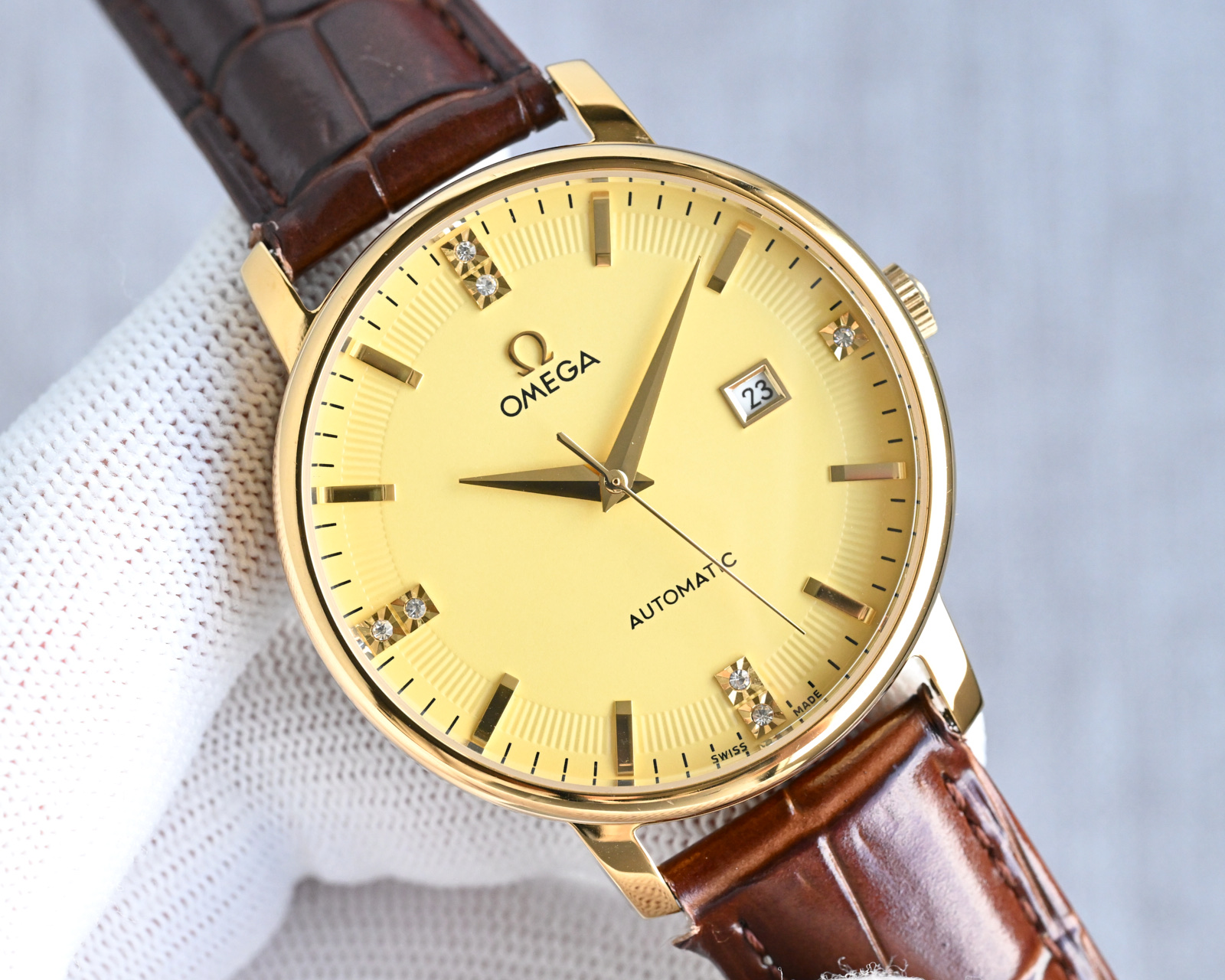 NO:389443,Belt Steel belt Brand: Omega (new three-pin product, business and casual) RL2 Luxury and atmospheric type exquisite men's watch (new product) strap real cowhide strap (comfortable)/361 stainless steel strap (durable) movement: imported Citizen movement) material sapphire scratch-resistant mirror (high definition, wear-resistant) atmospheric hot style wrist treasure unique size diameter 42mm thickness 12mm hot sale gift best luxury recommendation please be sure of exclusive quality, omega, cowhide19860909皮带 钢带 品牌:欧米茄 (三针新品,商务休闲）RL2 奢华大气类型精致男士腕表（新品）表带真牛皮表带(舒适)/361精钢表带（耐用）机芯:进口西铁城机芯）材料蓝宝石防刮镜面（高清,耐磨）大气爆款 豪情风格 腕间瑰宝 匠心独蕴 尺寸直径42mm厚度12mm热卖上市送礼最佳奢华推荐请认准独家品质,,omega,cowhide,Watch