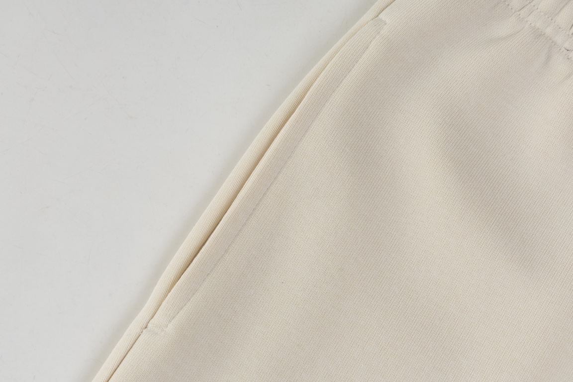 Luxury Brand Loewe’s Embroidered Towel Production Plan and Investment in 2024 - 图片 7
