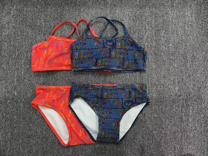 Moschino Kids' Swimsuit Set - Stylish and Comfortable Summer Wear 1 Moschino Kids' Swimsuit Set - Stylish and Comfortable Summer Wear