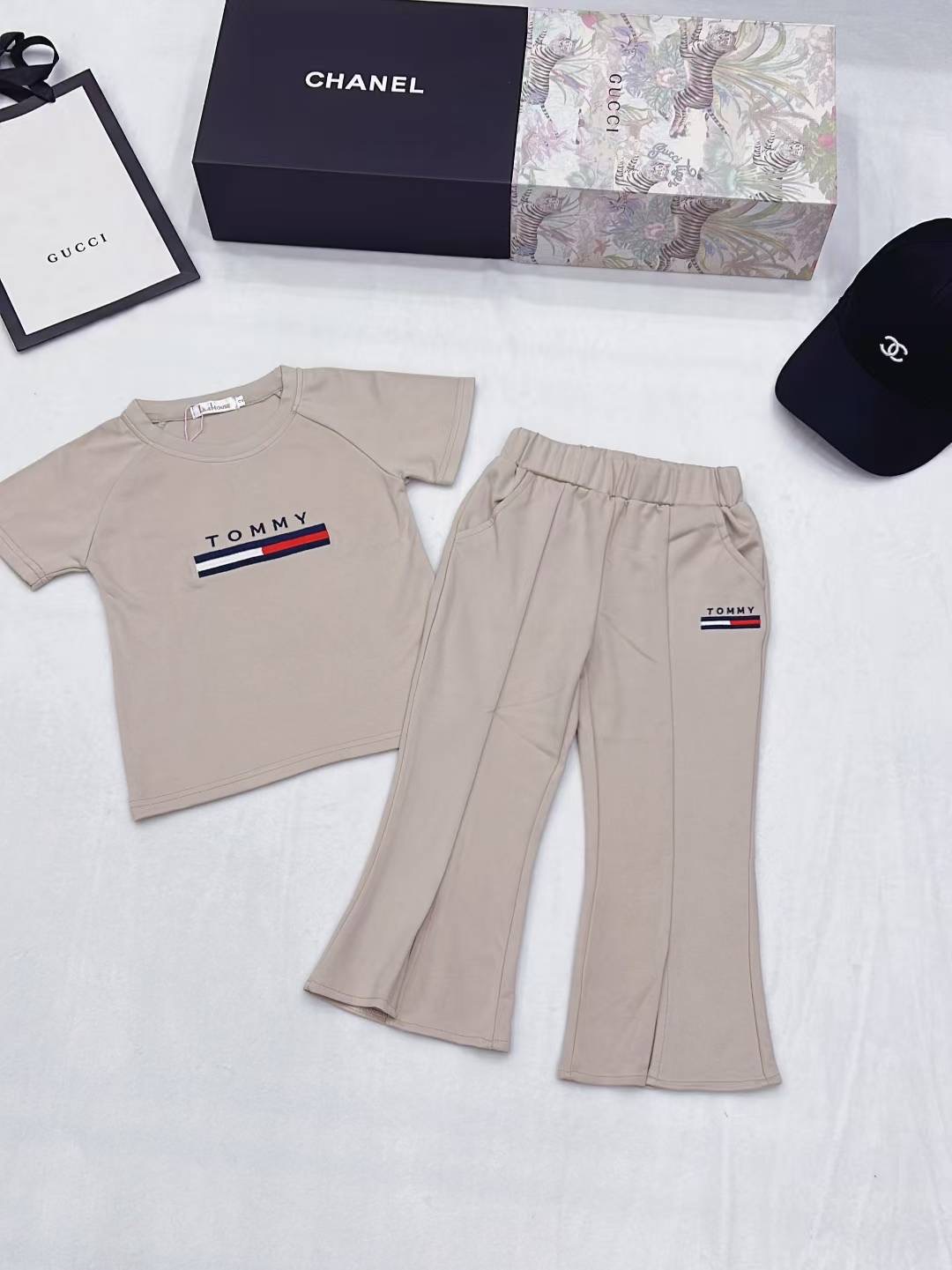 ❤️Wushao @138 un conjunto de ropa infantil de alta gama Nuevo producto de verano 2025 Tommy Nuevo conjunto de pantalone…