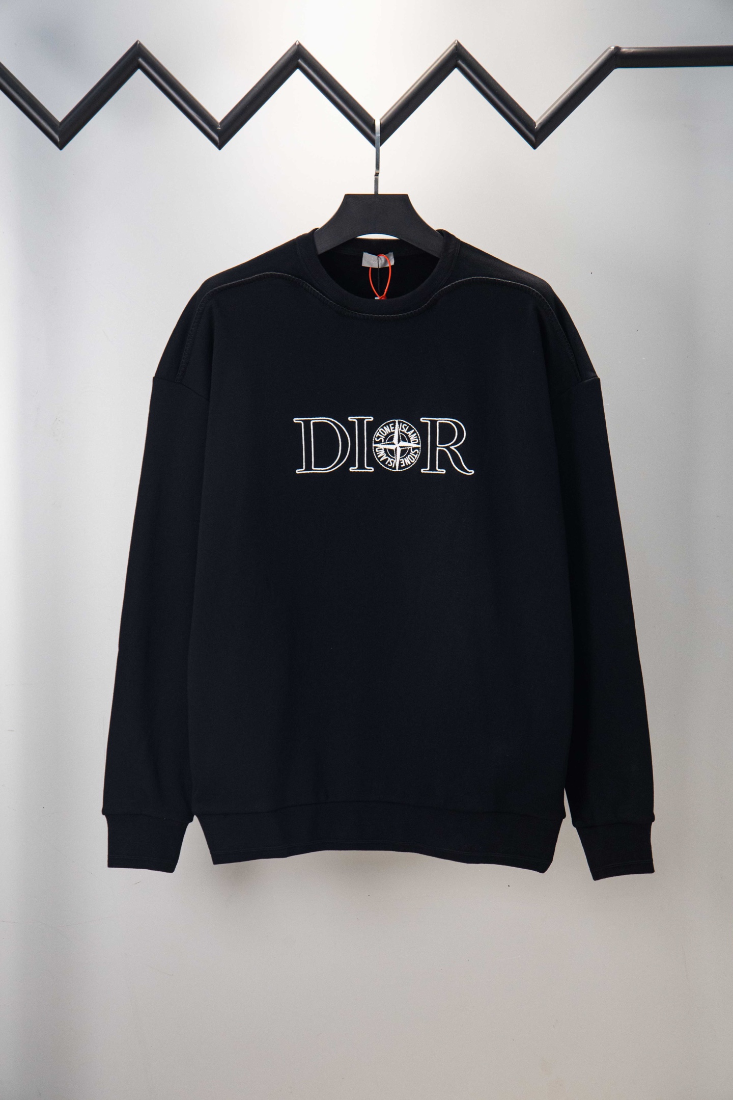 Dior x Stone Island Embroidered Sweatshirt Comfortable and Skin-Friendly 1 i1755340359317 5141 0 0