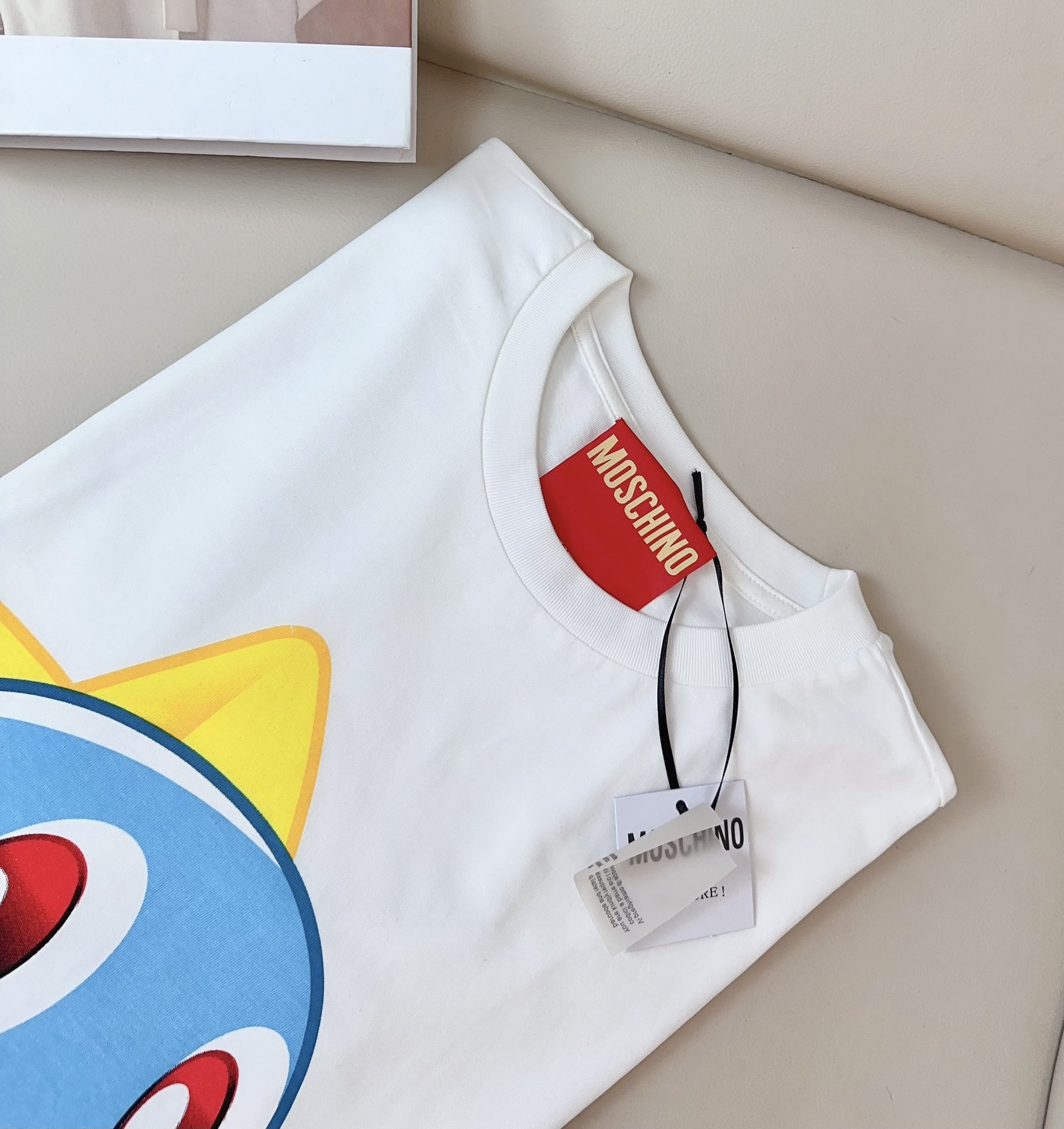 “MOSCH** Bubble Dragon Print Logo T-Shirt: Customized Cotton Suit with Packaging” - 图片 6