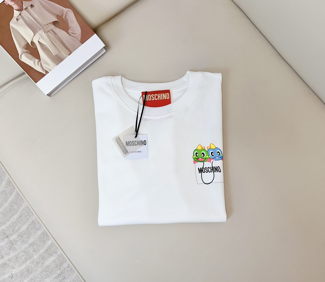 High-end Women’s Clothing with Customized Pure Cotton Fabric and New MOSCH Bag - 图片 5