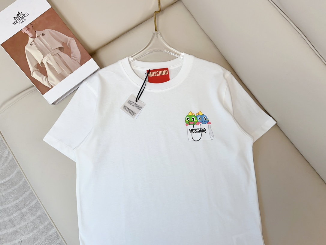 High-end Women’s Clothing with Customized Pure Cotton Fabric and New MOSCH Bag - 图片 3