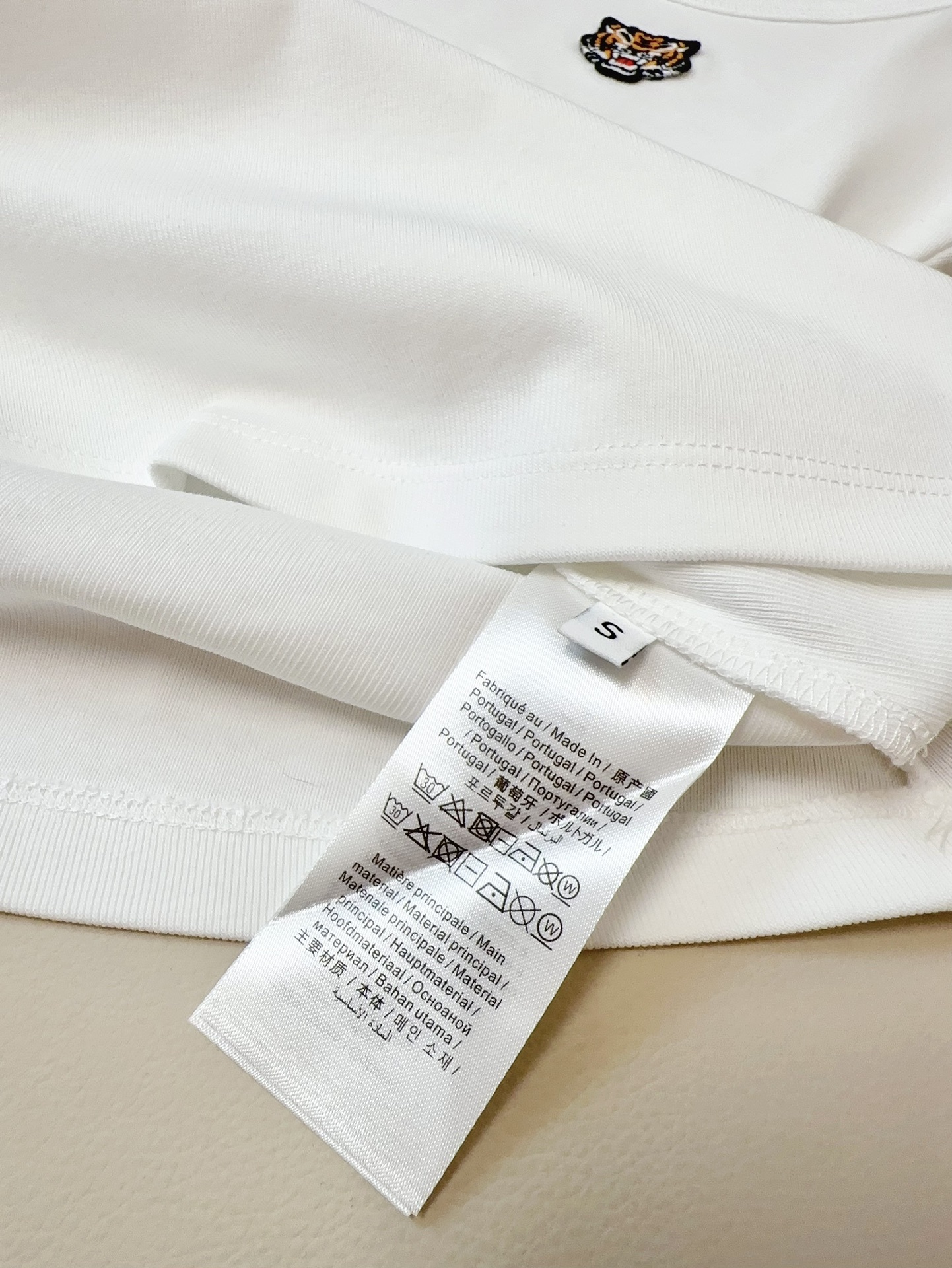 High-Quality Women’s Outfit with KEN** Embroidered Tiger Vest: Premium, Tailored, Stretchy, Top Quality - 图片 7