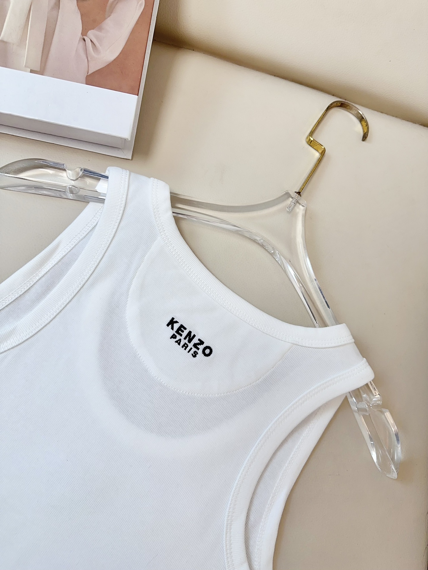 High-Quality Women’s Outfit with KEN** Embroidered Tiger Vest: Premium, Tailored, Stretchy, Top Quality - 图片 5