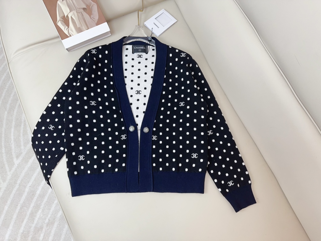 Chanel Clothing Cardigans Wool Fall Collection