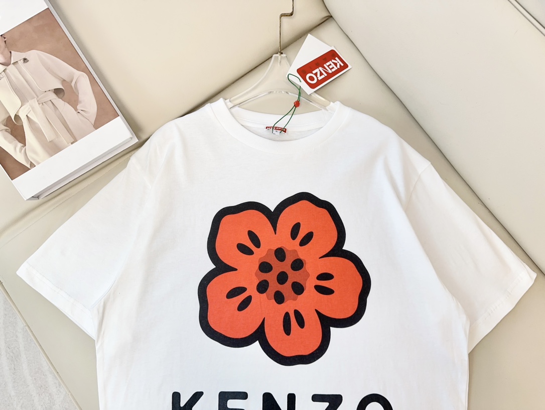 “High-End Women’s Clothes with Ken** Seashells Packaging and Custom Logo T-Shirt in Pure Cotton” - 图片 3
