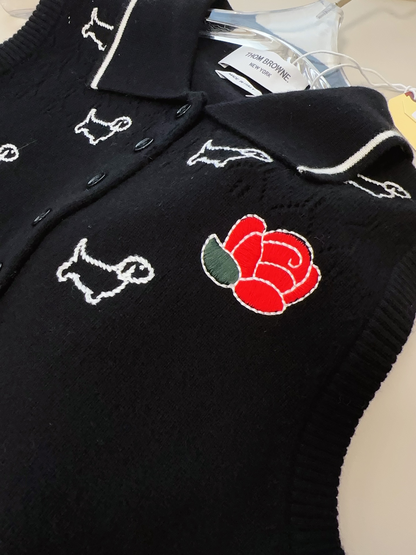 High-End Women’s Clothes with THOM B** Pussy Vest: Wool, Comfort, Quality, Craftsmanship - 图片 5