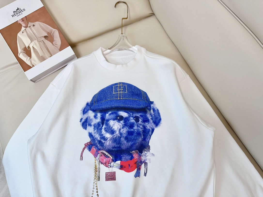 “New Print Logo Women’s Suit: Customized Coats for High-Quality Style, Age Reduction, and Cosmopolitan Elegance” - 图片 3