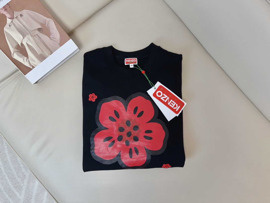 High Quality Women’s Seashell Print Sweater in Pure Cotton with Embroidered Bouquets - 图片 5