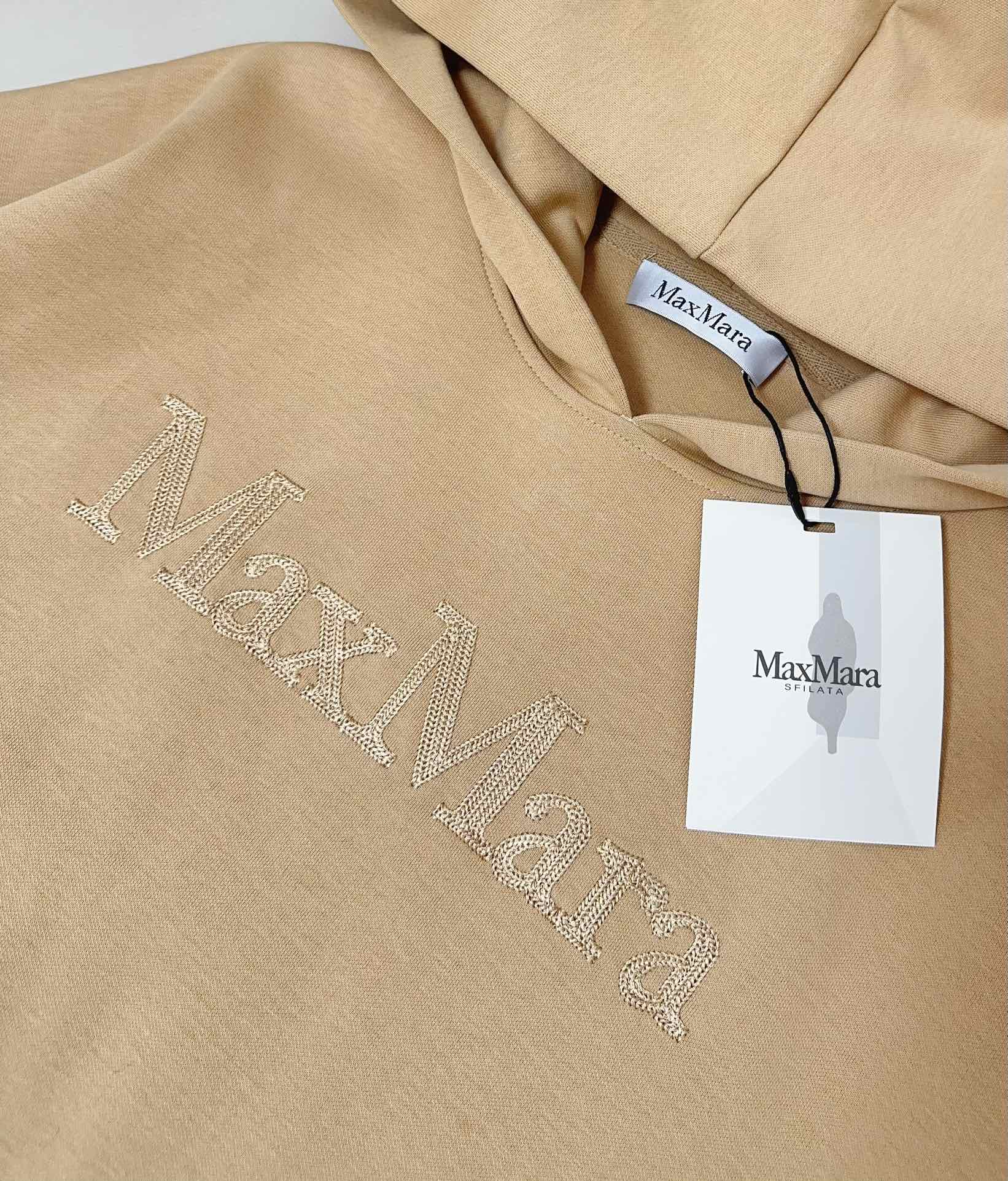 Title: High-Quality Female Suit with Custom Embroidery Logo Set Summary: Premium pure cotton suit with custom embroidery logo set, glitter details, comfortable, skin-friendly, in tan and gray. - 图片 6