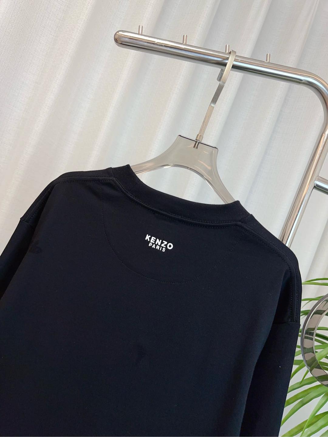 High-Quality Women’s Suit with Custom Embroidered T-Shirt: Stylish, Comfortable, Top Quality - 图片 5