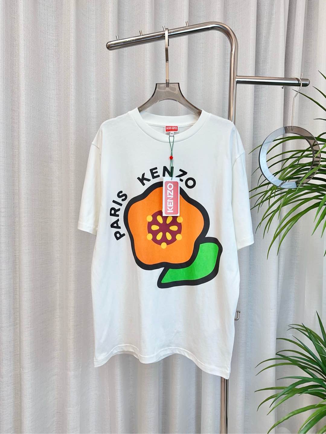“Premium Women’s Clothes with Ken** Seashells and Logo T-Shirt in Pure Cotton”