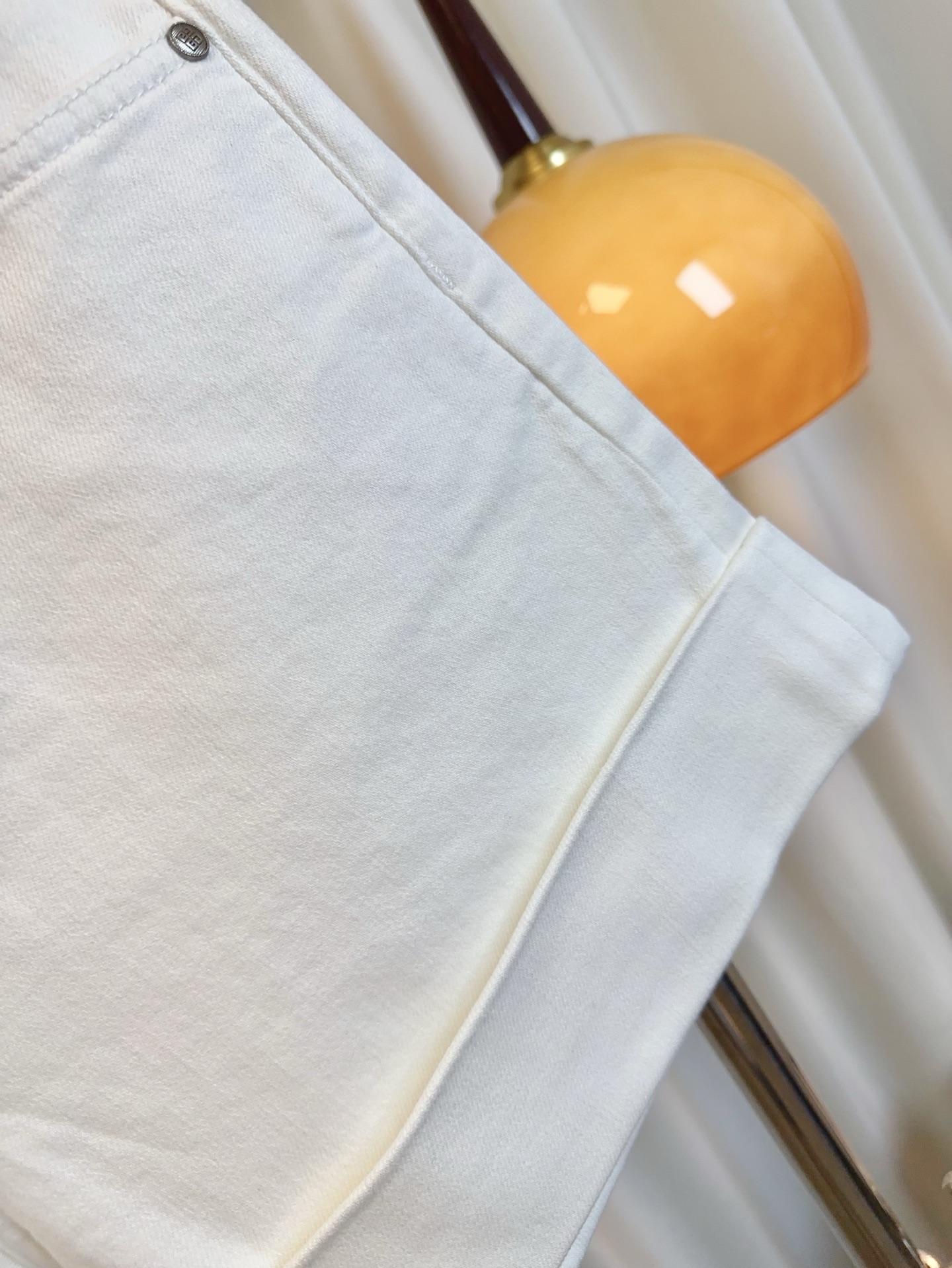 High-Quality Women’s Suit with New GIV** Logo Shorts: Premium Design and Comfort - 图片 7