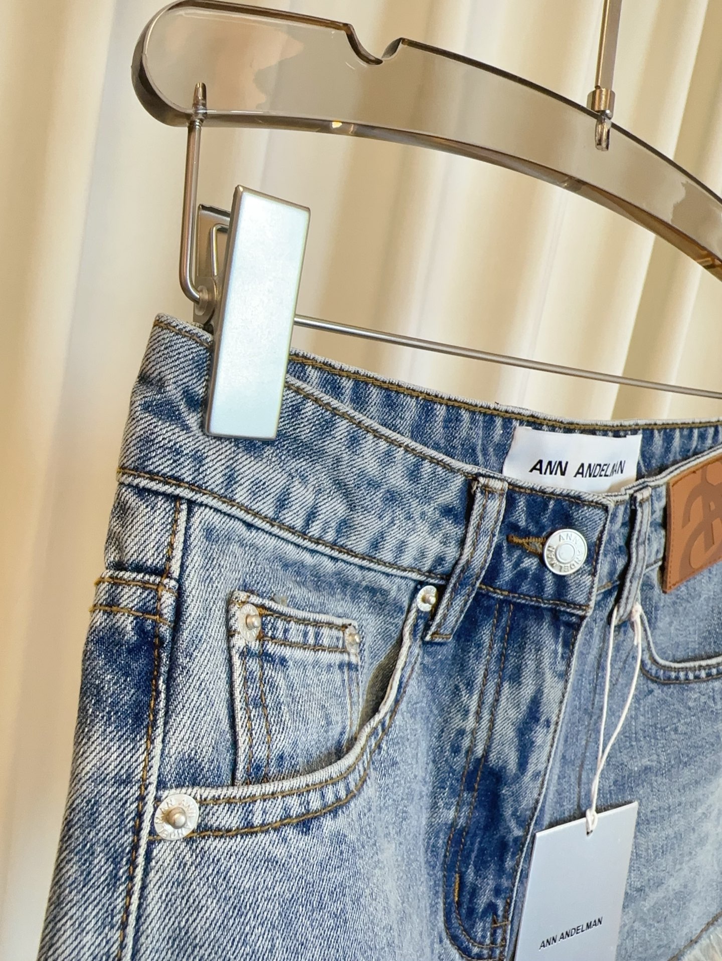 High-end Women’s Clothes Featuring ANN** Logo: Top Quality Fabrics and Unique Designs - 图片 7