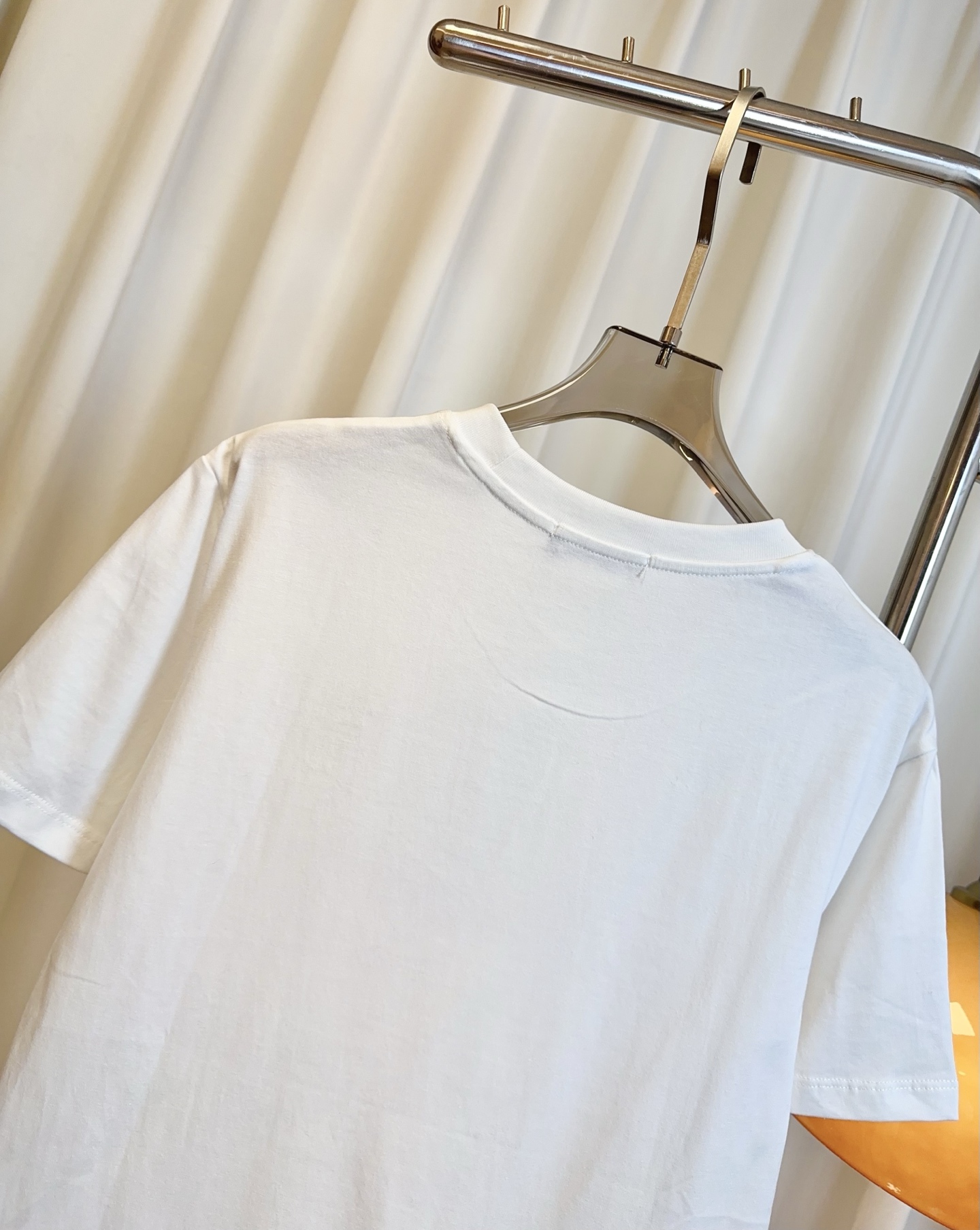 High-Density Embroidered Logo T-Shirt in Pure Cotton Fabric for Women’s Suit Packing - 图片 5