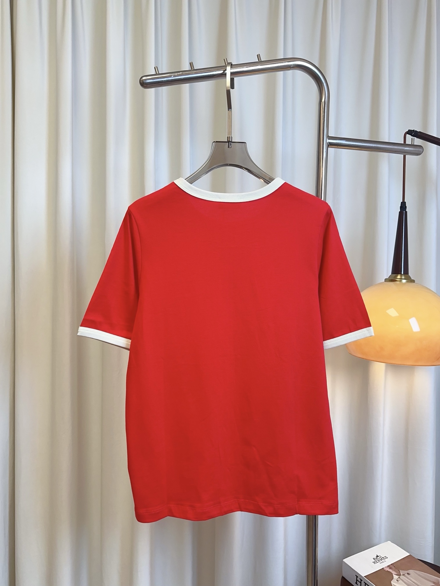 “Quality Stamped Logo T-shirt: Custom Design, Soft and Comfy, Top Quality” - 图片 2