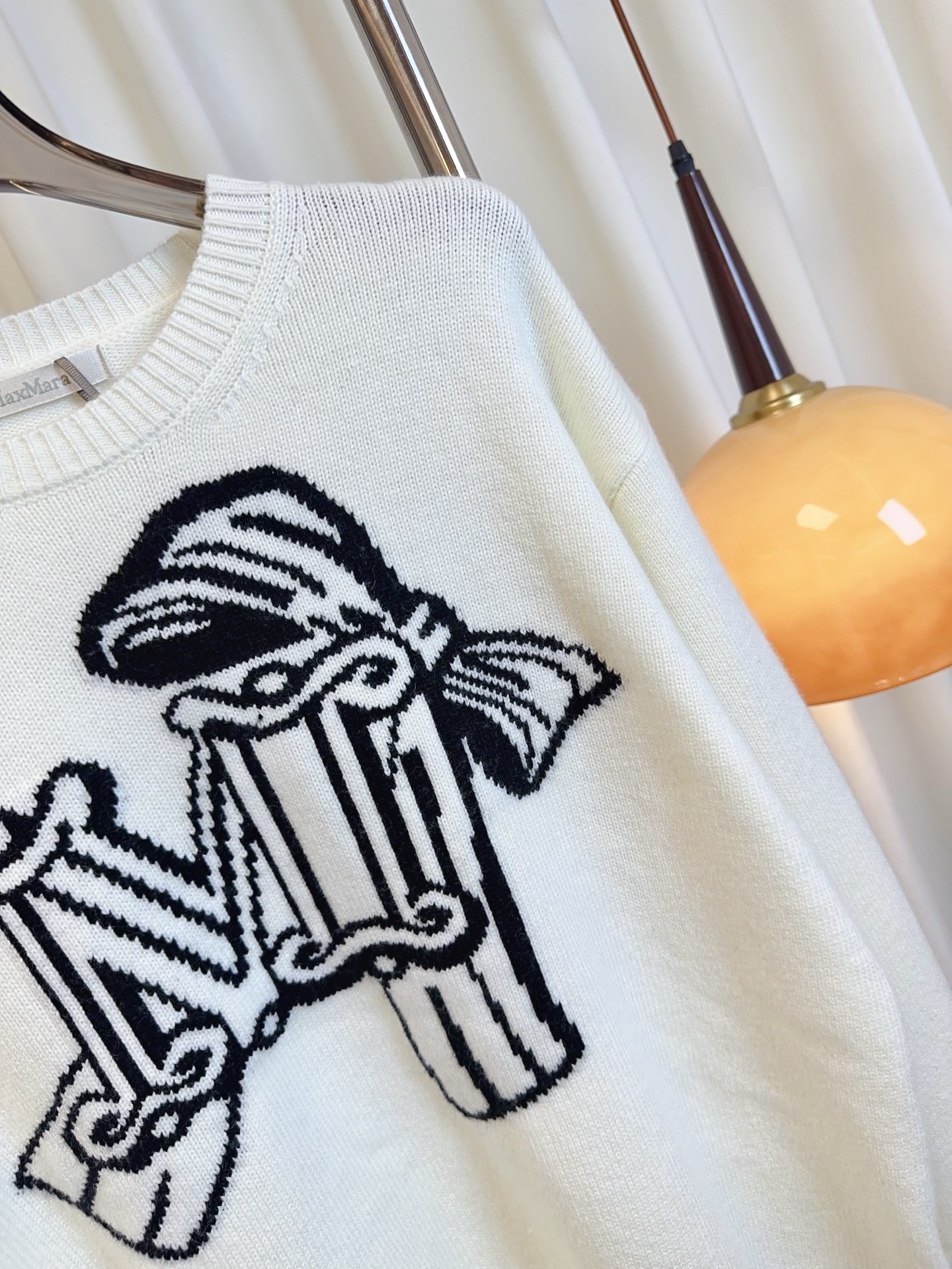 MAXMA: Soft and Comfy Wool Suit with Floral Detail for High Quality Style - 图片 6