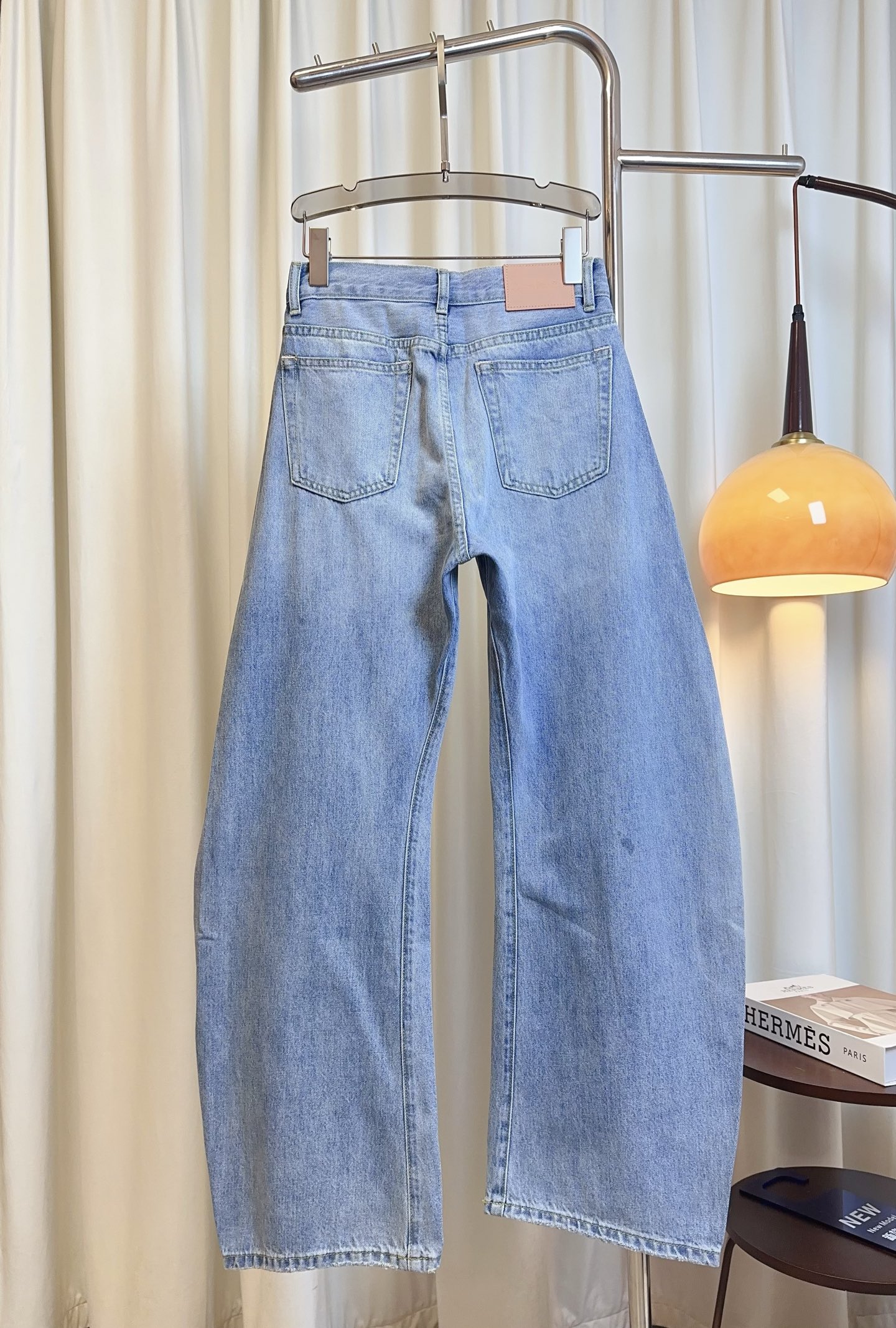 “High-Quality Women’s Suit: Water-Washed Jeans and Custom Cotton Pants” - 图片 2
