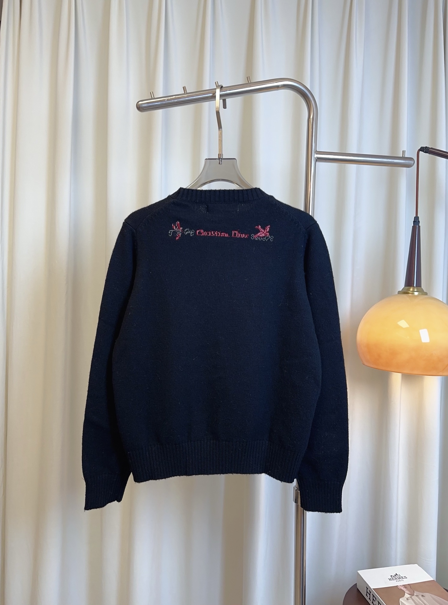“Custom Wool Velvet Shirt with Heart Embroidery Logo for Single-size Women” - 图片 2