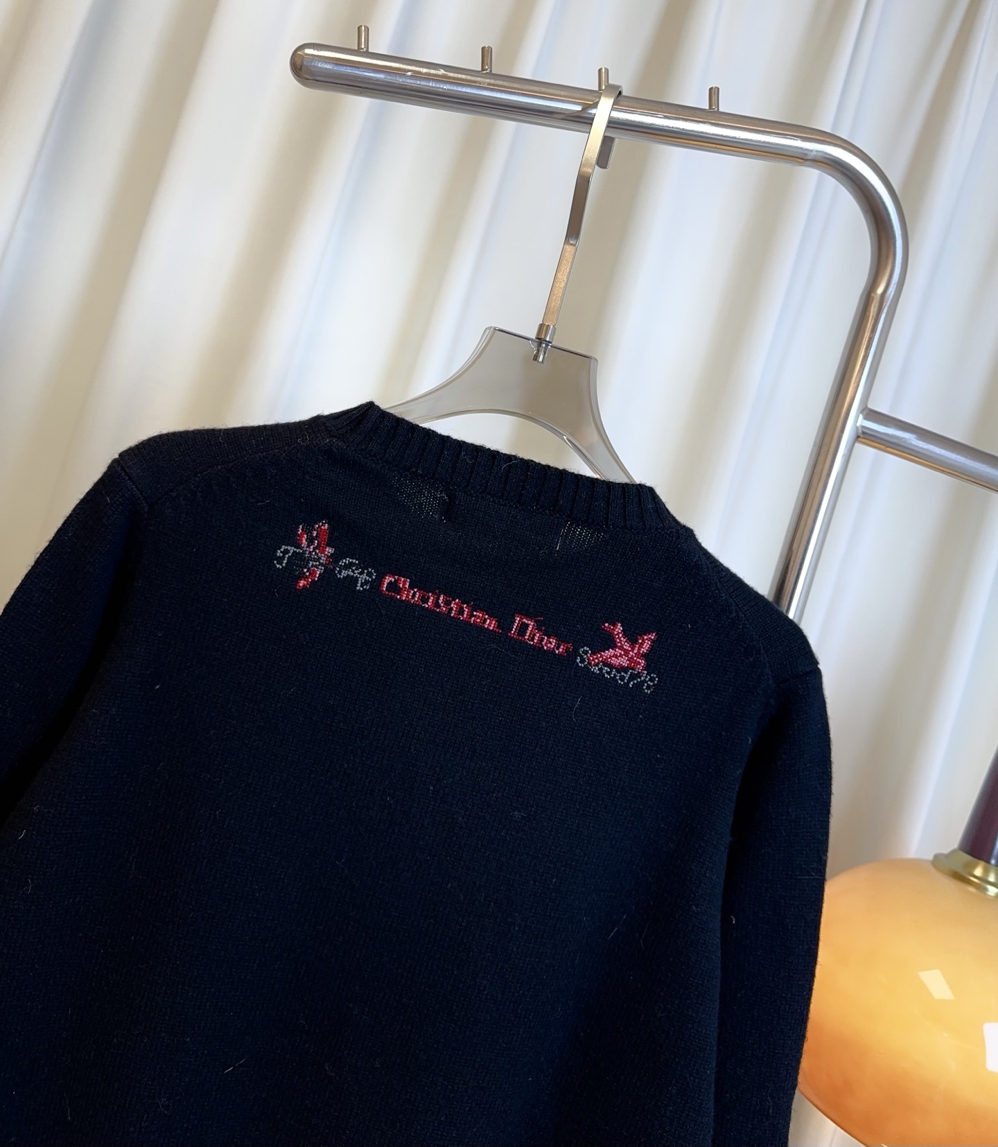 “Custom Wool Velvet Shirt with Heart Embroidery Logo for Single-size Women” - 图片 6