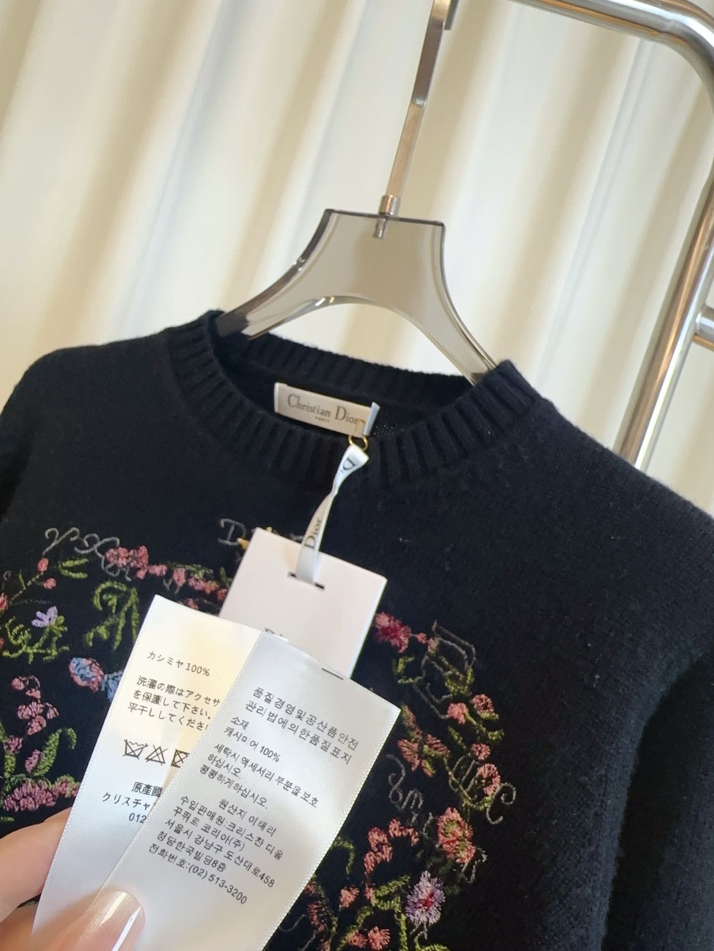 “Custom Wool Velvet Shirt with Heart Embroidery Logo for Single-size Women” - 图片 8