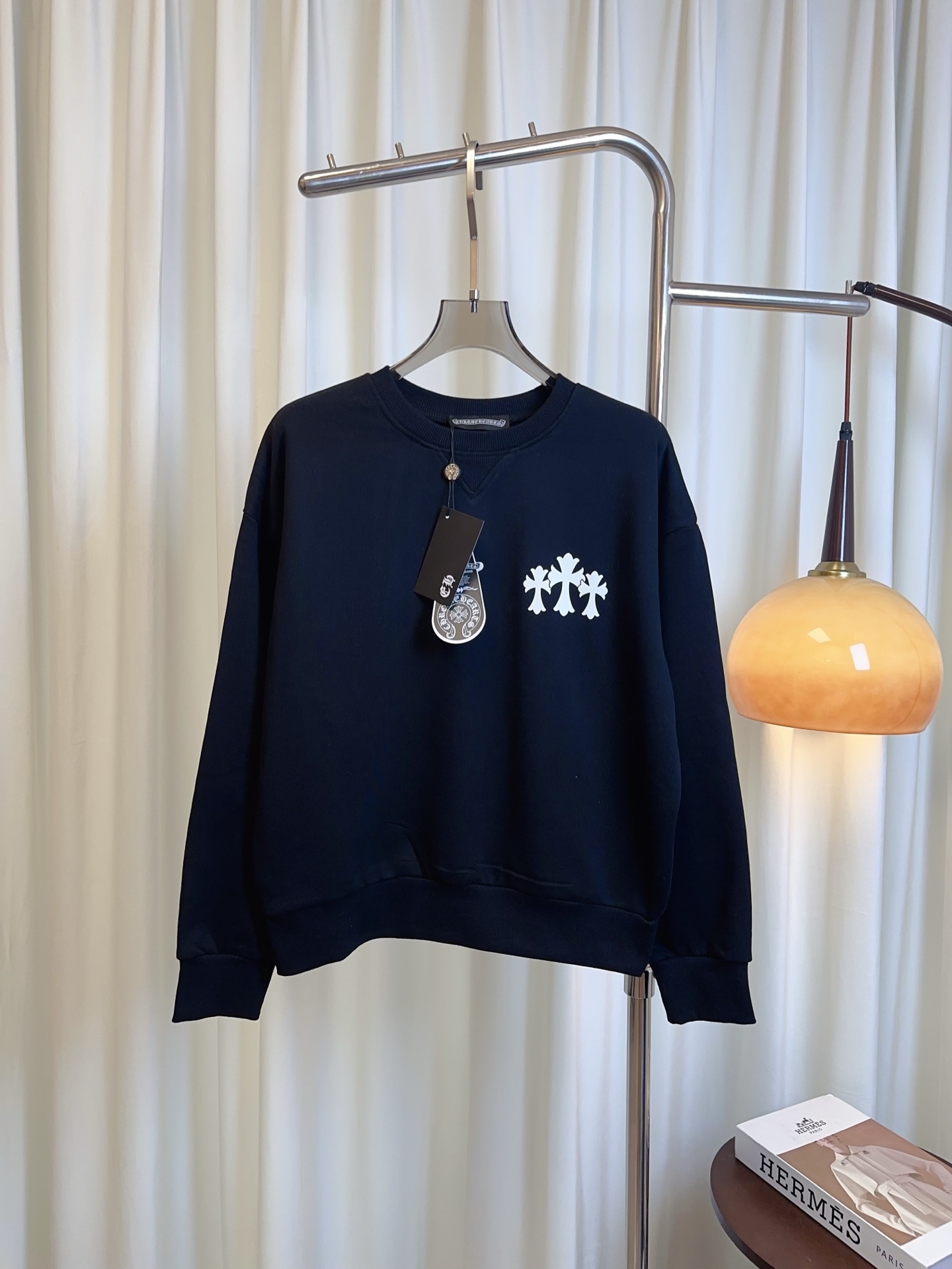 Stylish Women’s Suit and Velvet Coats with Metallic Decorations for Top Quality Fashion - 图片 1