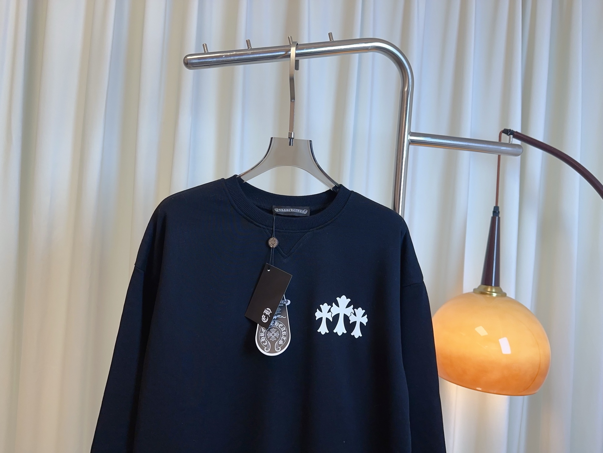 Stylish Women’s Suit and Velvet Coats with Metallic Decorations for Top Quality Fashion - 图片 3