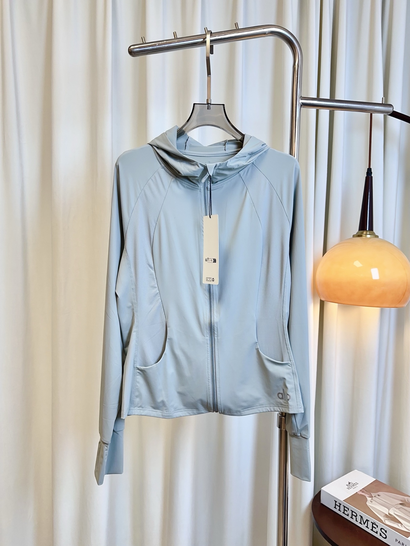 “New Women’s Hard-Core Suit with Custom Anti-Fouling Fabric and High-Quality Features” - 图片 1