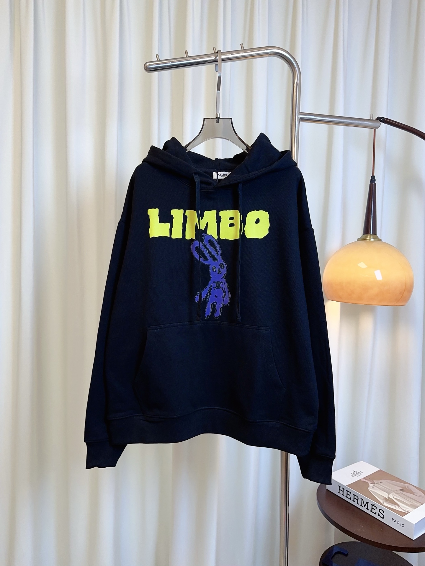 “High-Quality Custom Women’s Clothing: Colored Stamped Romo Hoodie in Pure Cotton, Comfortable Skin, Top Quality” - 图片 1