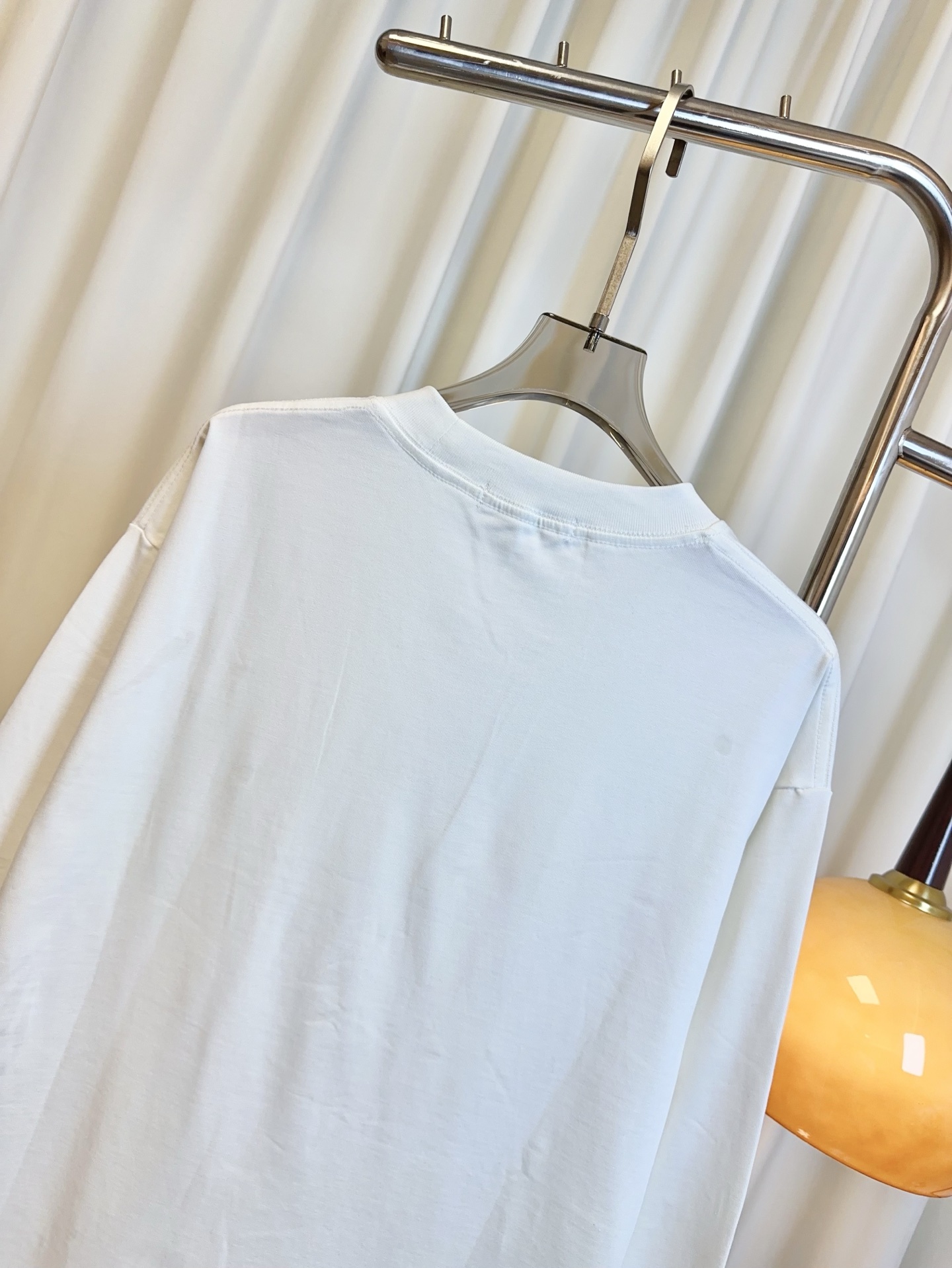 “LO** Women’s Suit with Air Embroidery Badge Pocket in Khaki Pure Cotton Fabric” - 图片 3