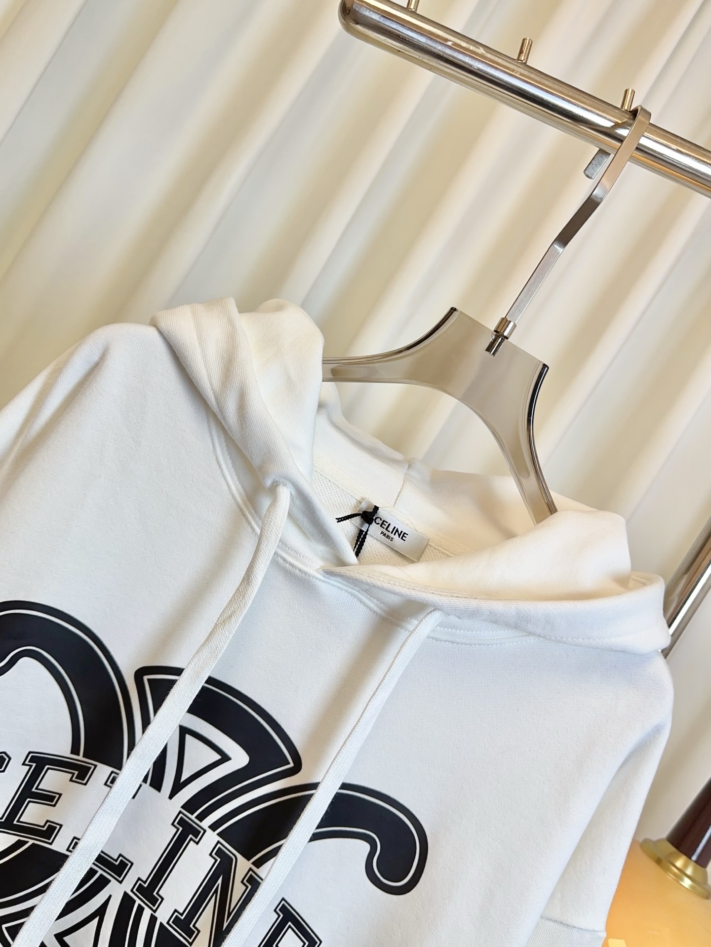 “High-Quality Unisex Knob Coat and Hoodie in Custom-Made Cotton Fabric for Hard-Core Women’s Fashion” - 图片 6