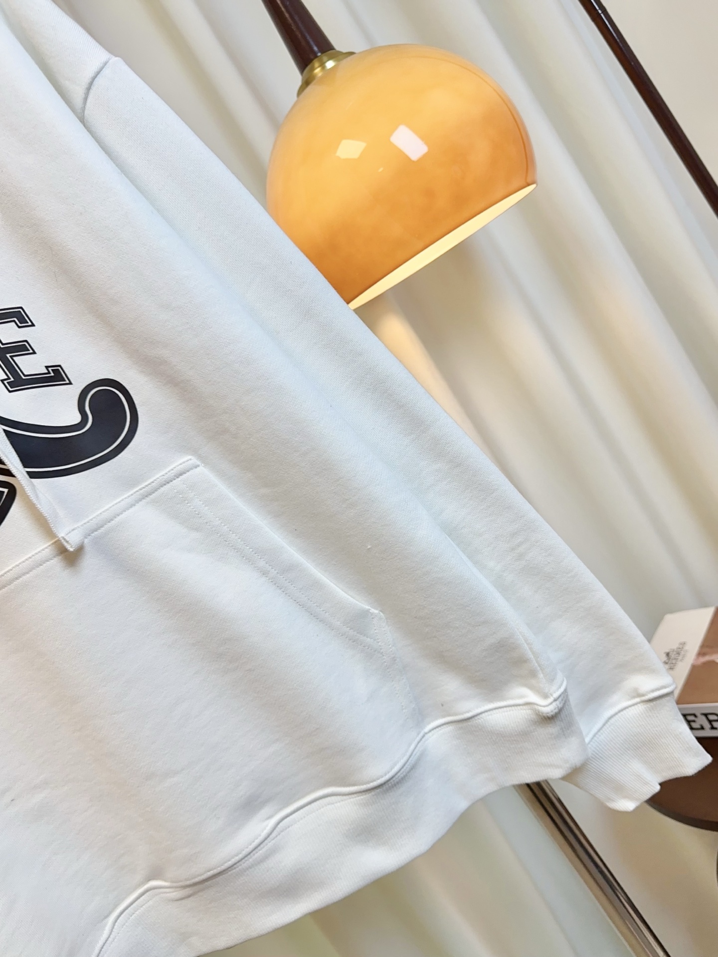 “High-Quality Unisex Knob Coat and Hoodie in Custom-Made Cotton Fabric for Hard-Core Women’s Fashion” - 图片 7