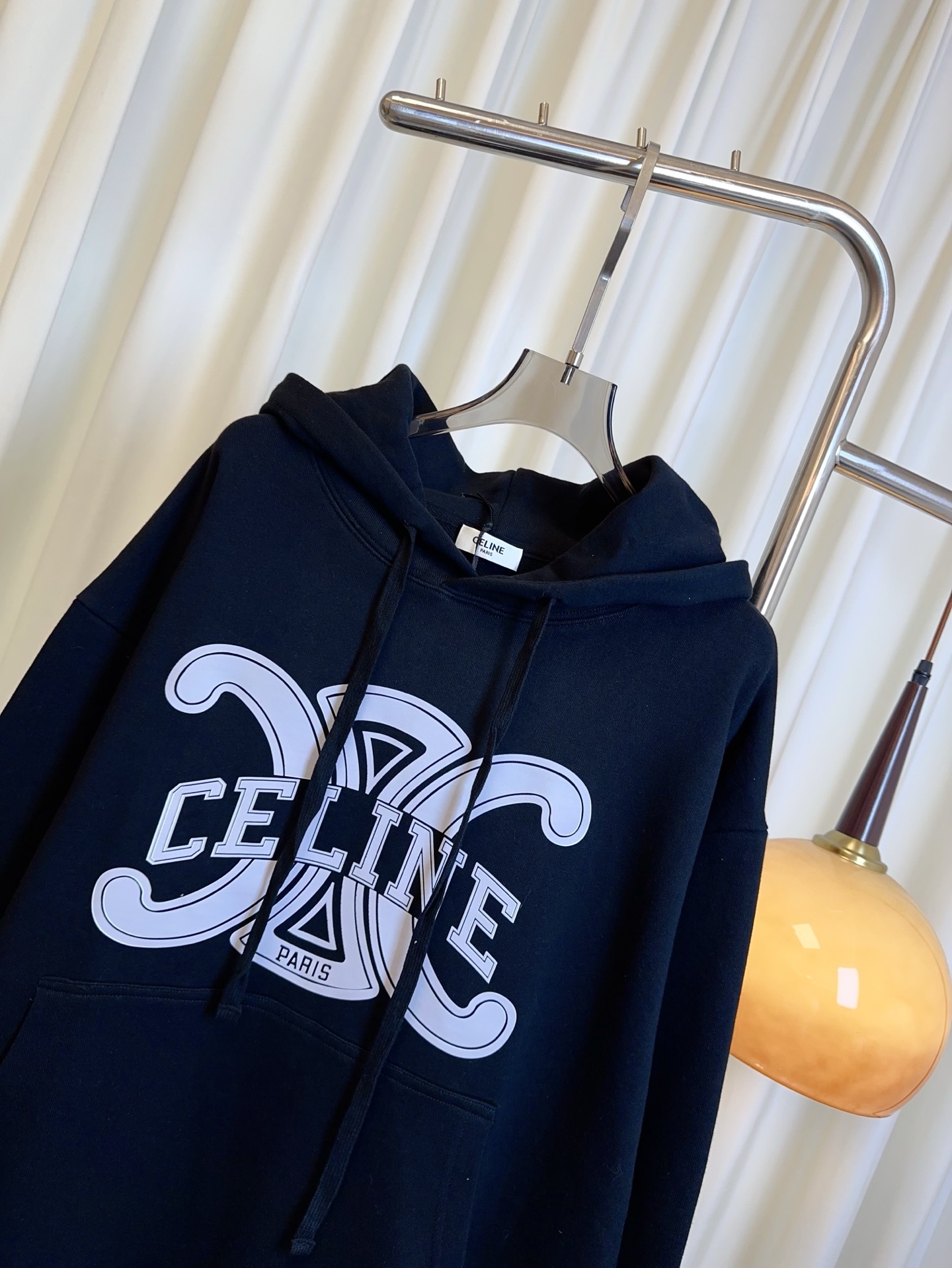“High-Quality Custom Cotton Women’s Coat and Hoodie in Cream Fabric with Embossed Design for Fashionable Men and Women” - 图片 4