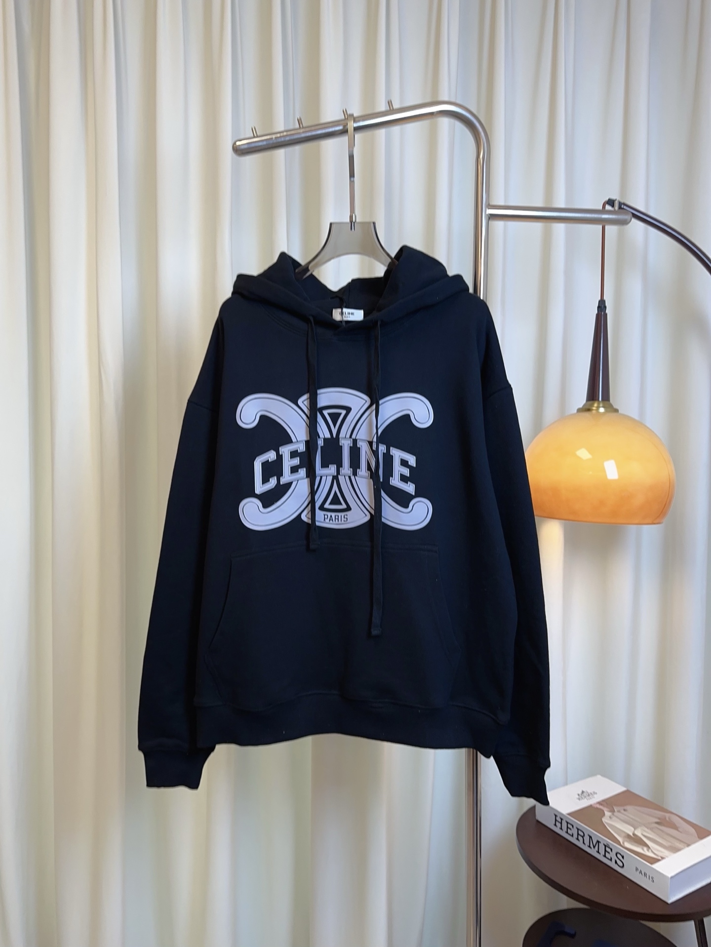 “High-Quality Custom Cotton Women’s Coat and Hoodie in Cream Fabric with Embossed Design for Fashionable Men and Women” - 图片 1