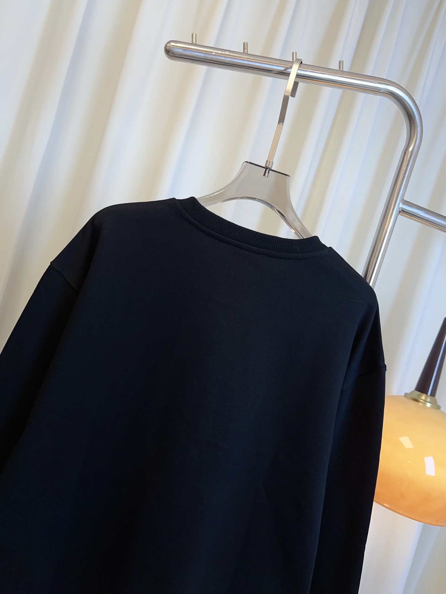 “High-Quality Custom Cotton Sweaters with Embroidered Logo for Men and Women” - 图片 5