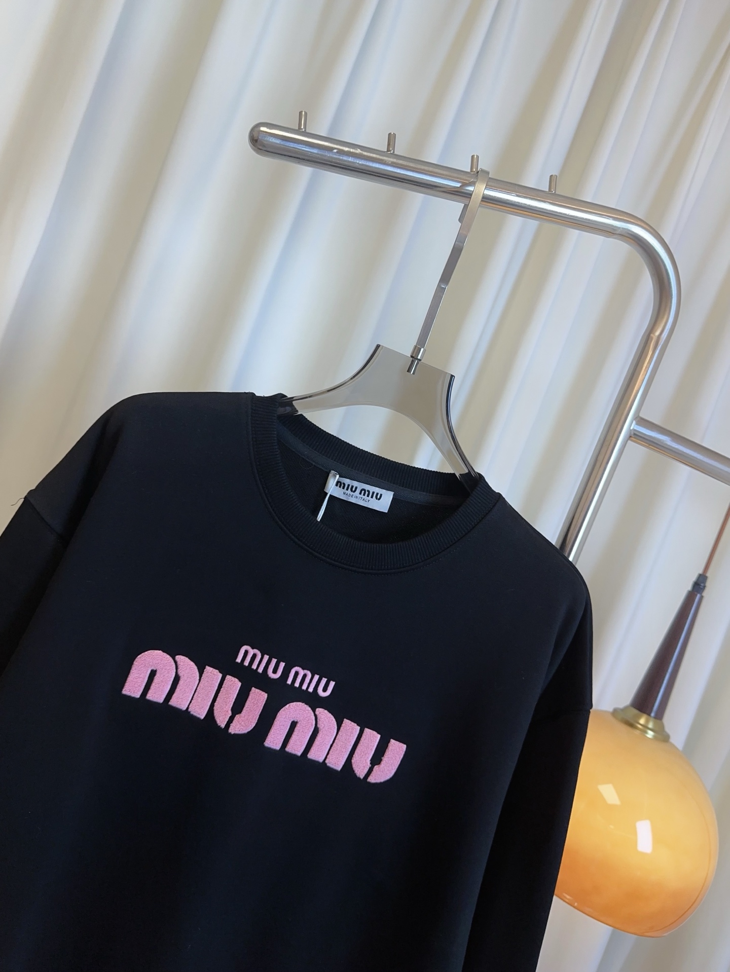 “High-Quality Custom Cotton Sweaters with Embroidered Logo for Men and Women” - 图片 6