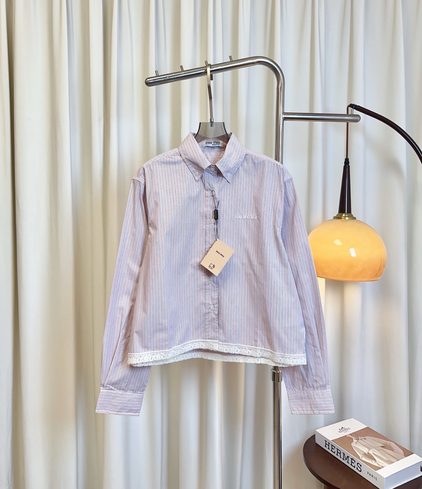 “Embroidered Logo Striped Women’s Suit in Pure Cotton Fabric: High Quality and Comfortable Skin” - 图片 1