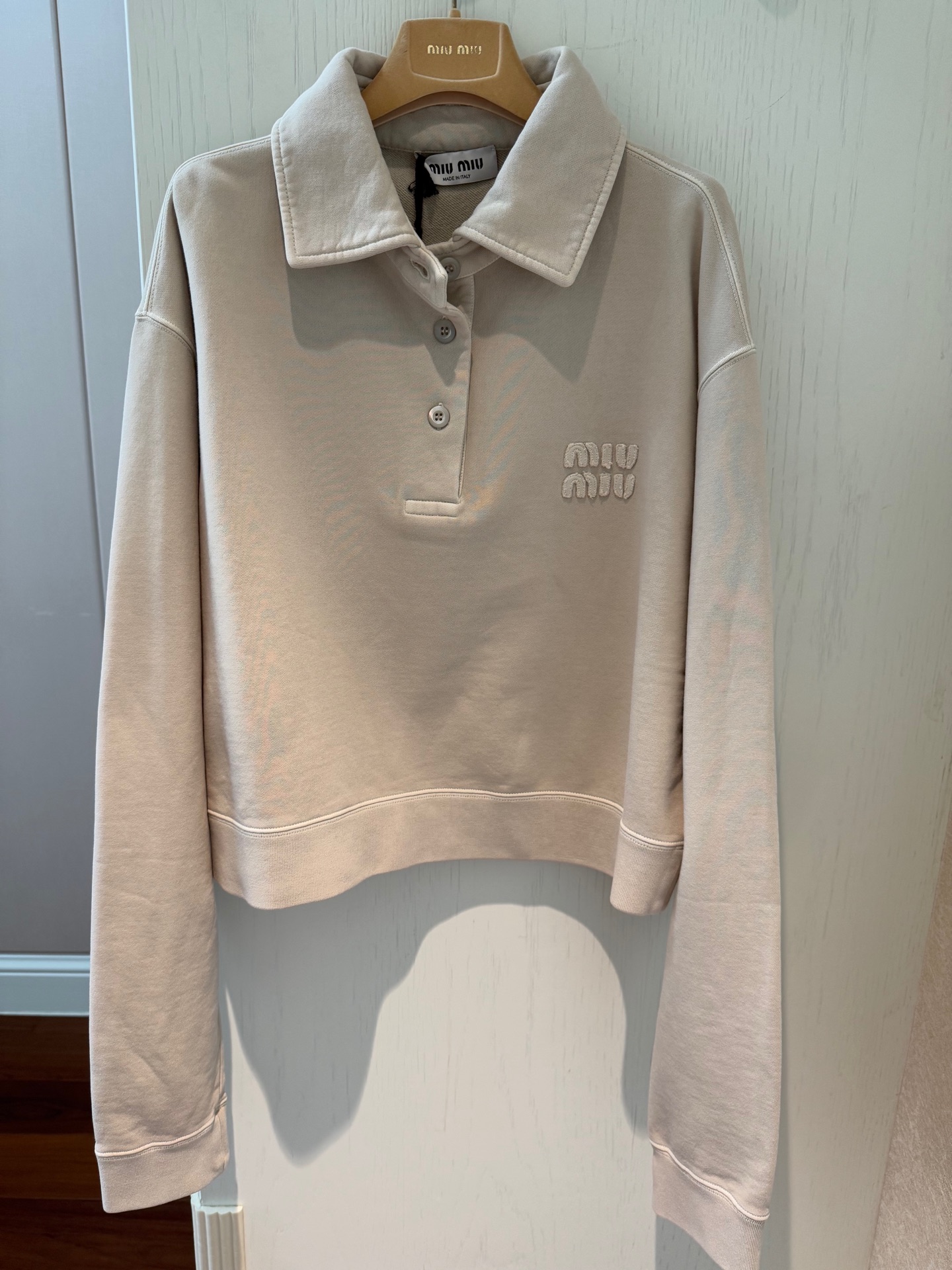 “Stylish Women’s Suit with Embroidered Polos in Cream Almond and Cotton Polo Stubble”