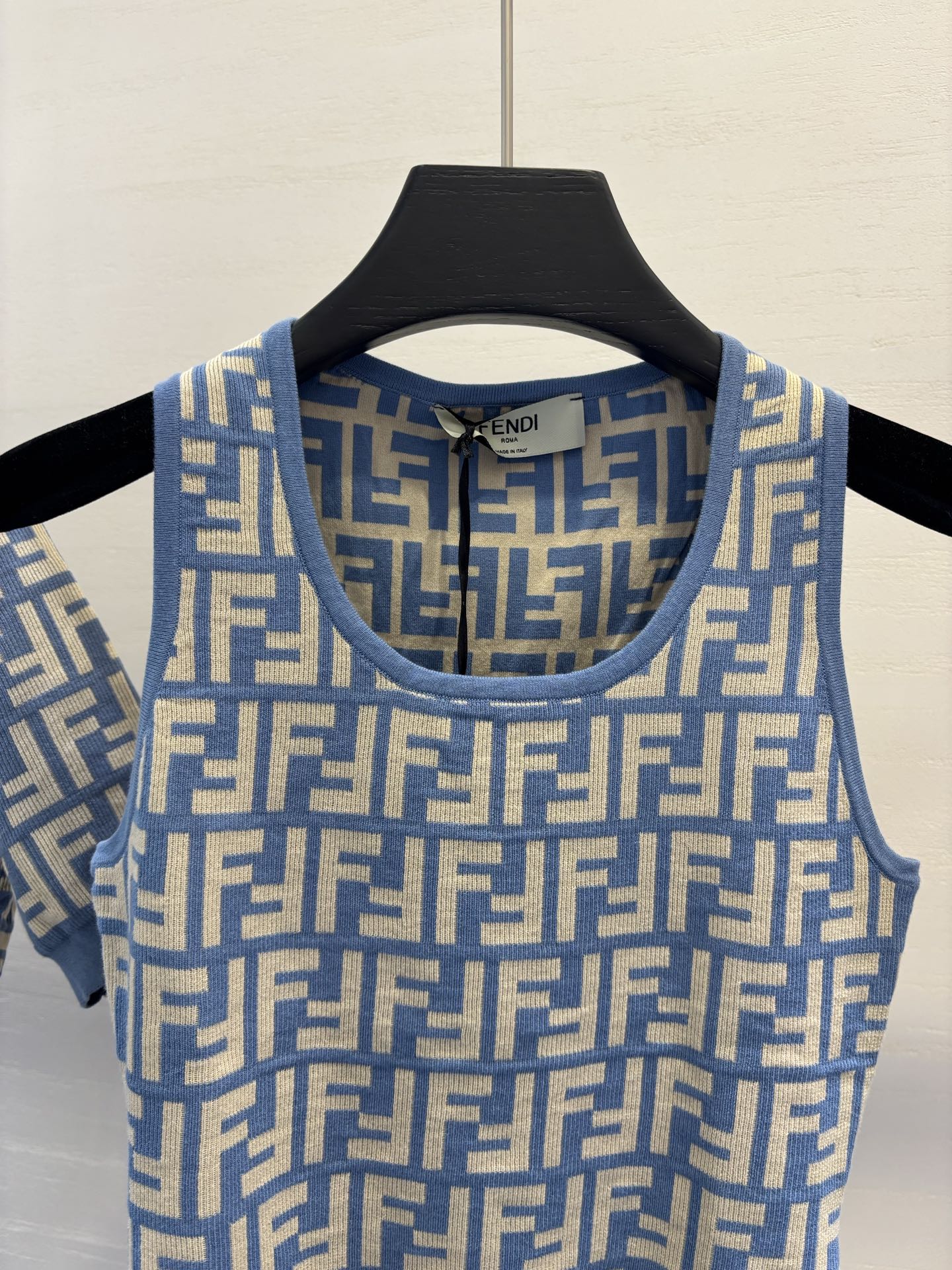 Fend Classic Summer Knit Top - New Colors, Premium Yarn, Excellent Fit 5 i1743399832971 6928 0 3