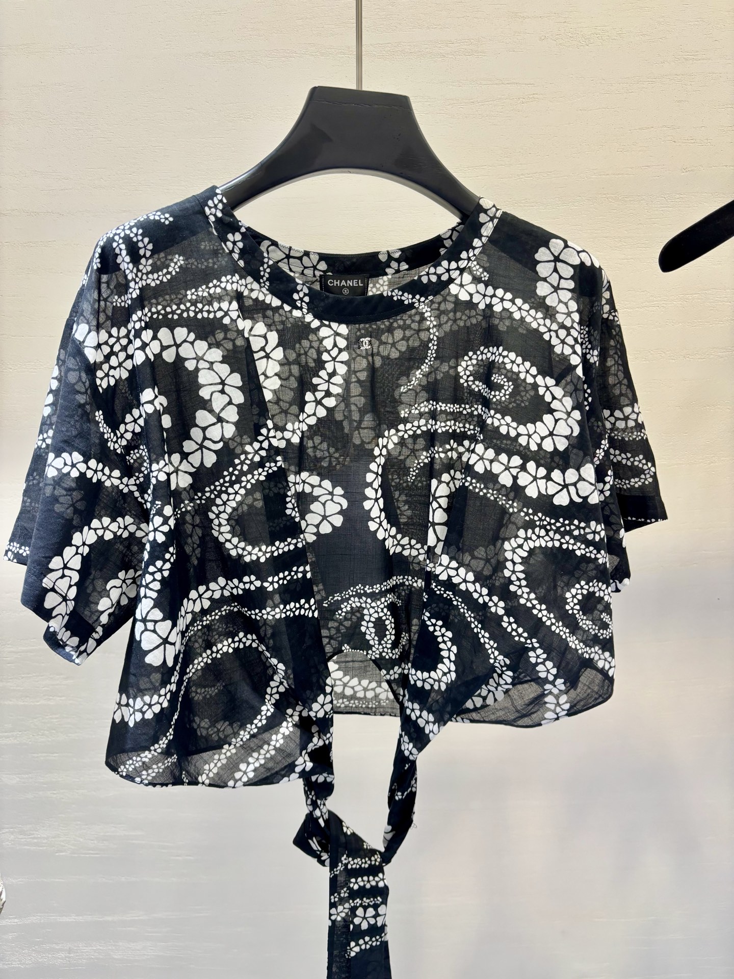 Chanel 25S Summer Collection Floral Print Top, Sizes 36/38/40 2 i1749276837224 3170 0 0