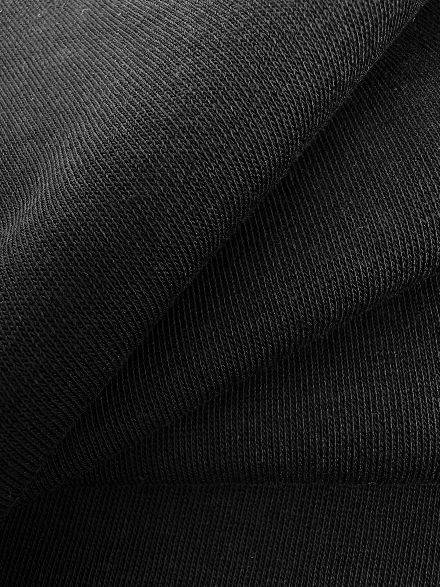 Acne Studios Acne Studios 1996 徽标图案点缀于胸前 彰显品牌魅力 袖口与下摆的磨破处理